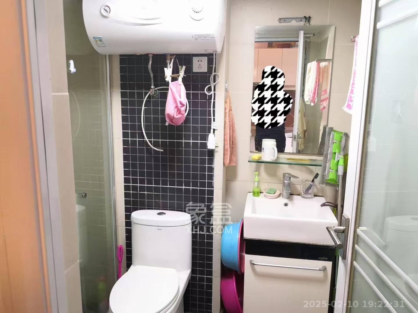 时代星城  1室1厅1卫    1200.0元/月室内图