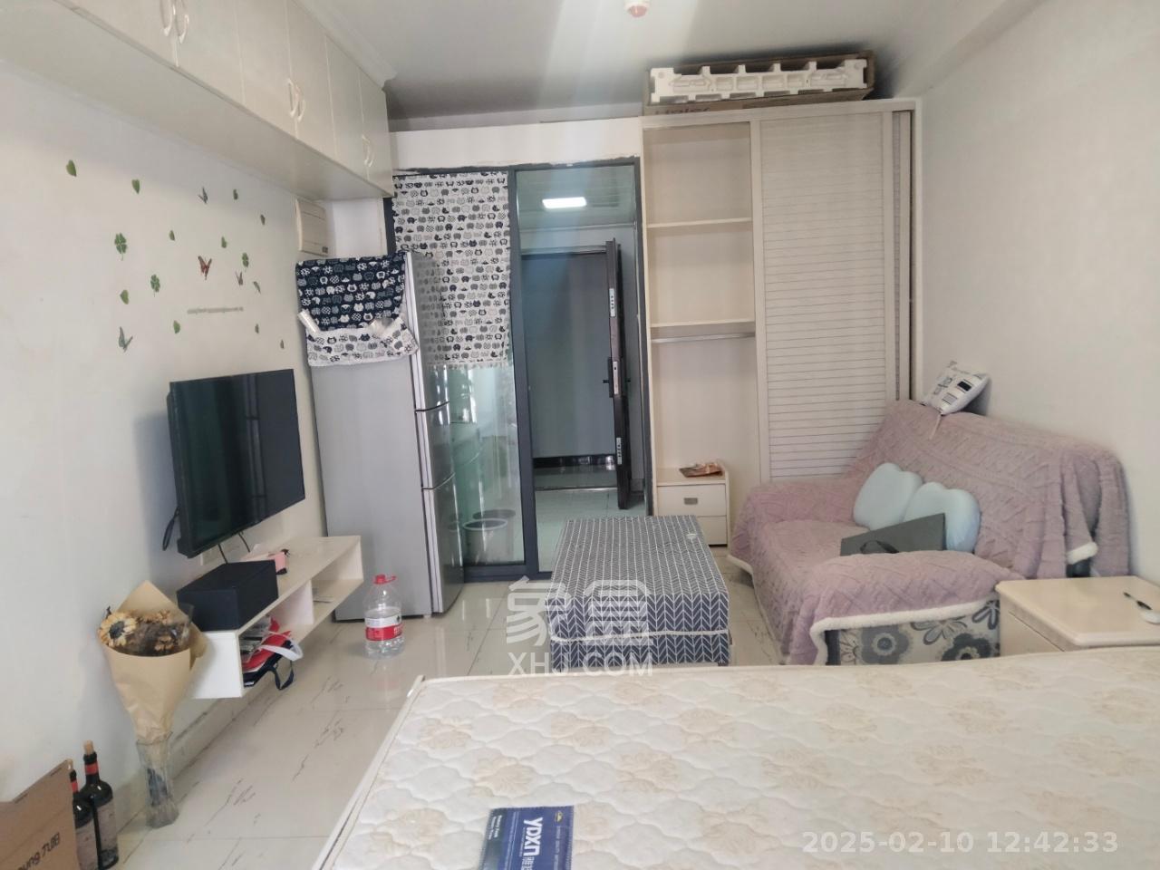 中建芙蓉嘉苑  1室1厅1卫   1300.00元/月