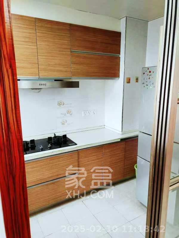 中建麓山和苑  3室2厅1卫   1750.00元/月室内图