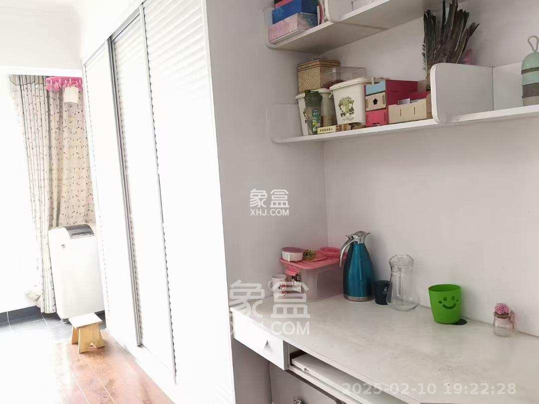 时代星城 1室1厅1卫 1200.0元/月 时代星城 1室1厅1卫 1200.0元/月室内图