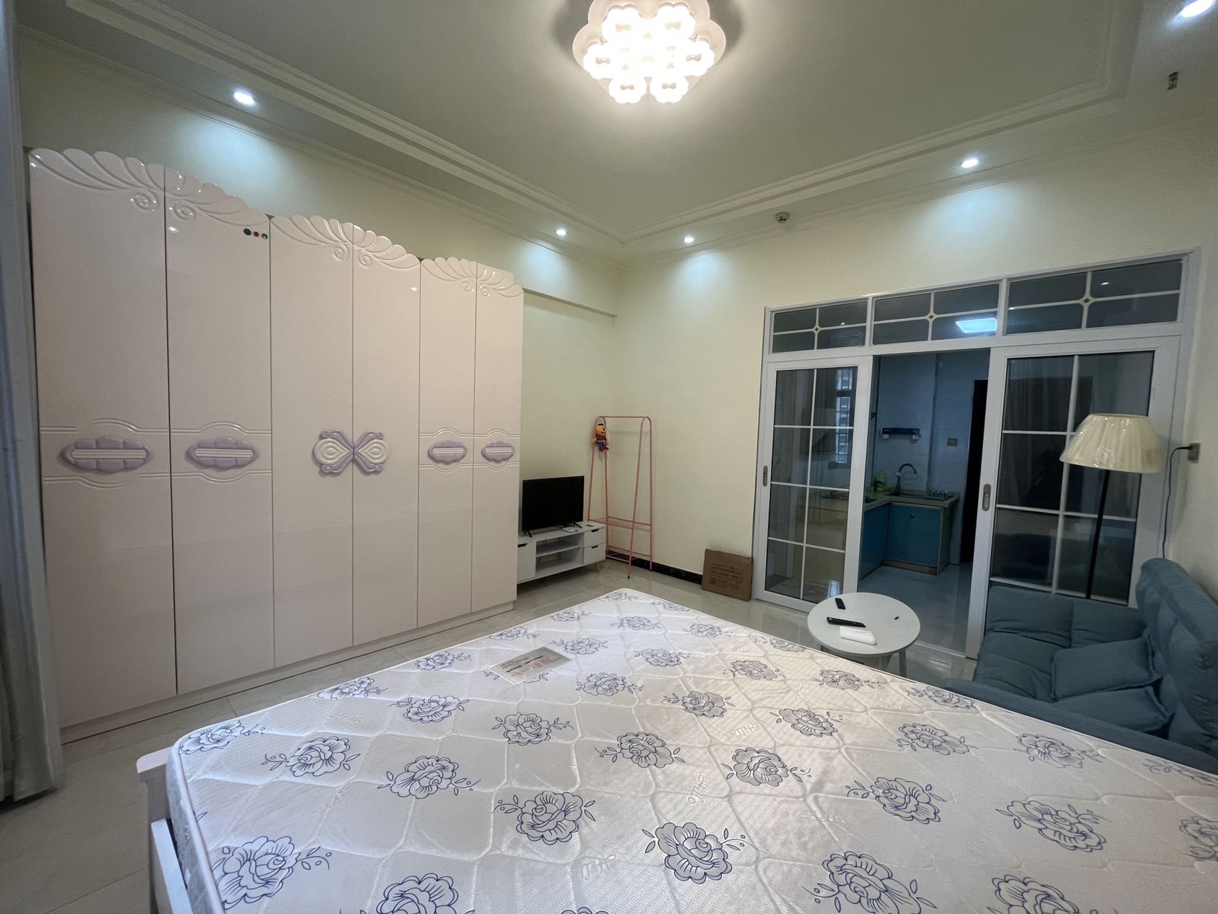 云顶上品  1室1厅1卫    1000.0元/月 云顶上品  1室1厅1卫    1000.0元/月室内图