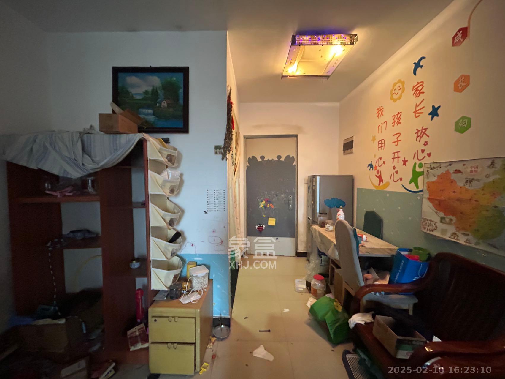 怡海星城 1室2厅1卫 1100.0元/月 怡海星城 1室2厅1卫 1100.0元/月室内图