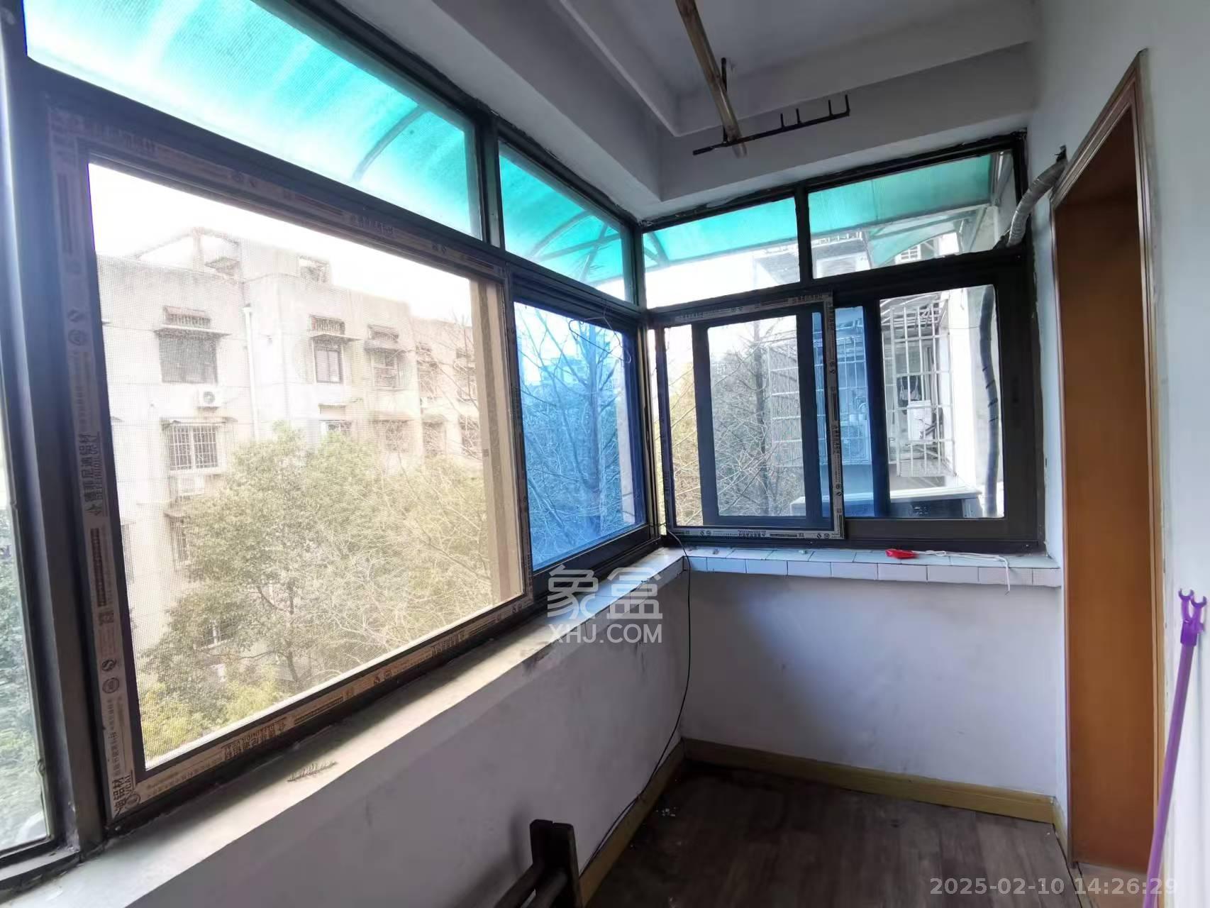 英才园三片 2室1厅1卫 1700.0元/月 英才园三片 2室1厅1卫 1700.0元/月室内图