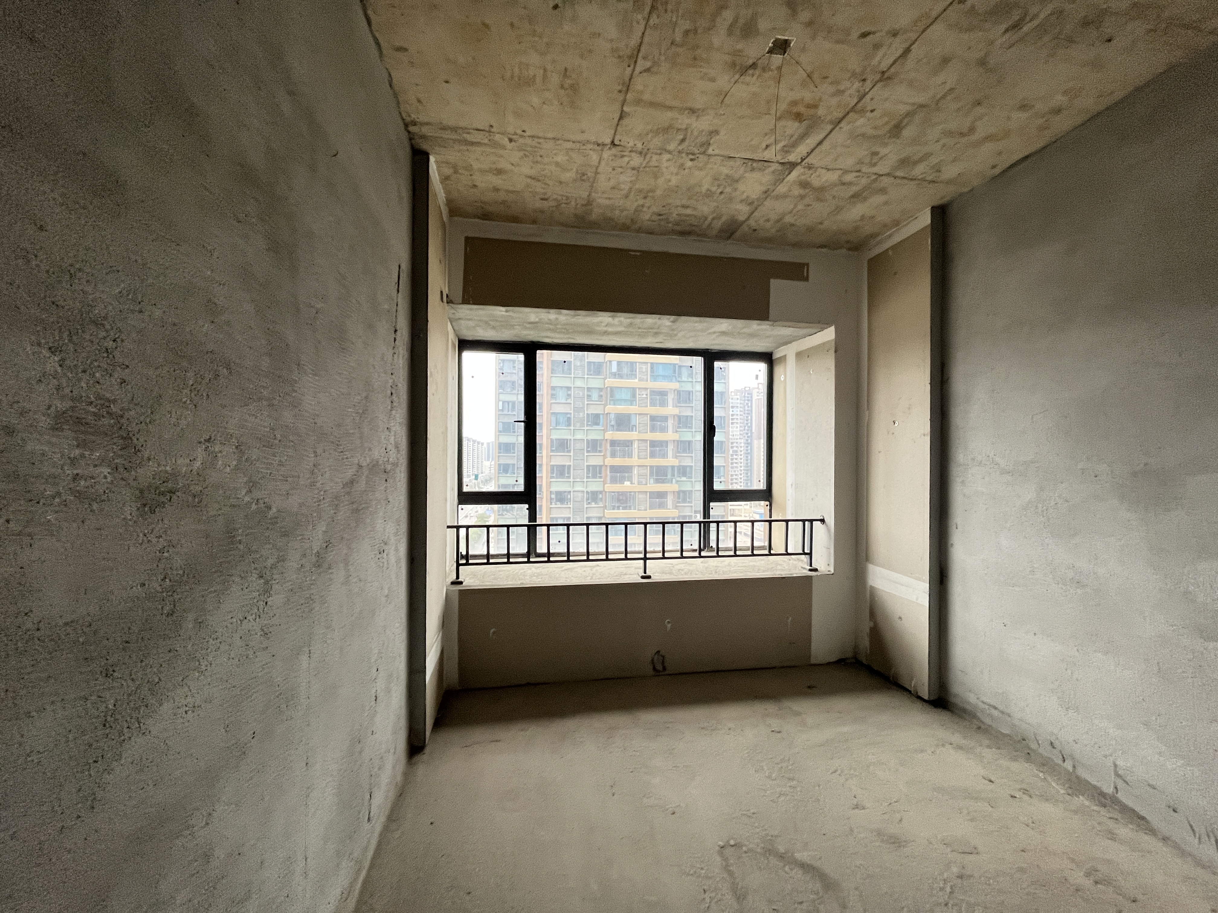 宁邦中心(二期公园里) 4室2厅2卫 69.8万 宁邦中心(二期公园里) 4室2厅2卫 69.8万室内图