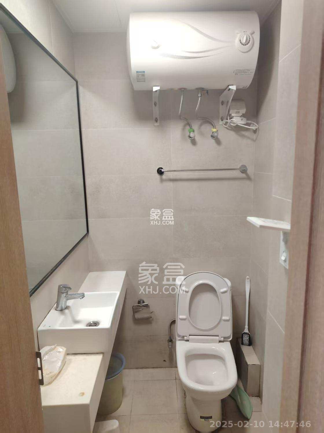 兰亭湾畔 1室1厅1卫 1000.00元/月 兰亭湾畔 1室1厅1卫 1000.00元/月室内图