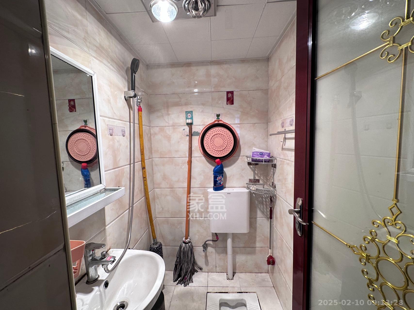 中惠锦堂 1室1厅1卫 1350.0元/月 中惠锦堂 1室1厅1卫 1350.0元/月室内图