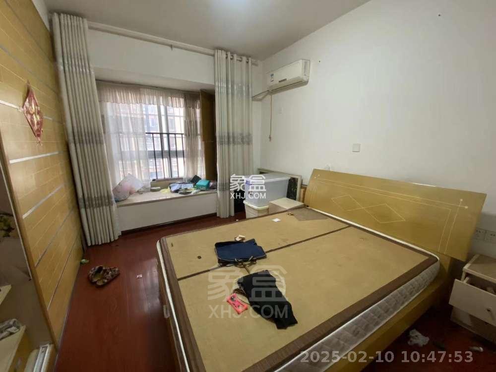 金色荷塘 3室2厅2卫 1600.0元/月 金色荷塘 3室2厅2卫 1600.0元/月室内图