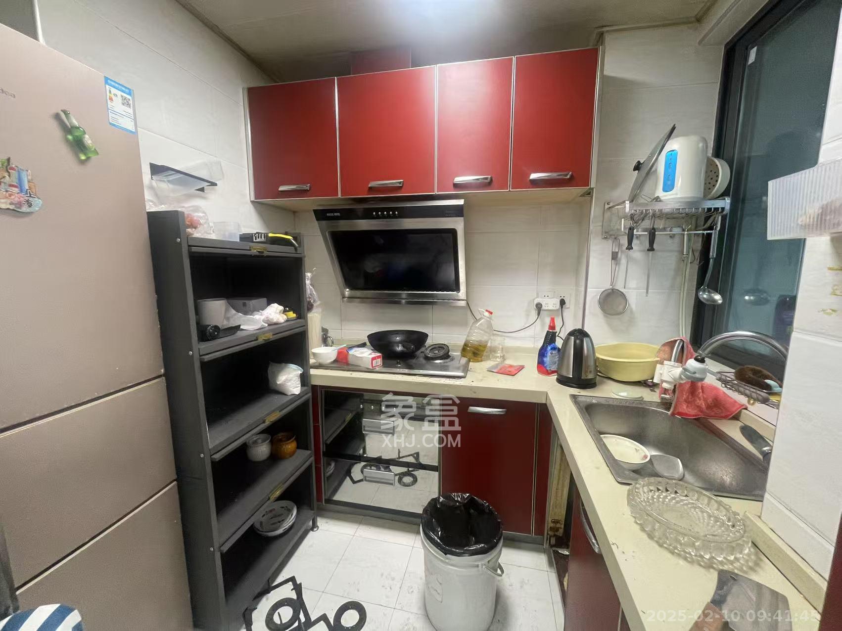 华城广场 2室1厅1卫 2600.0元/月 华城广场 2室1厅1卫 2600.0元/月室内图