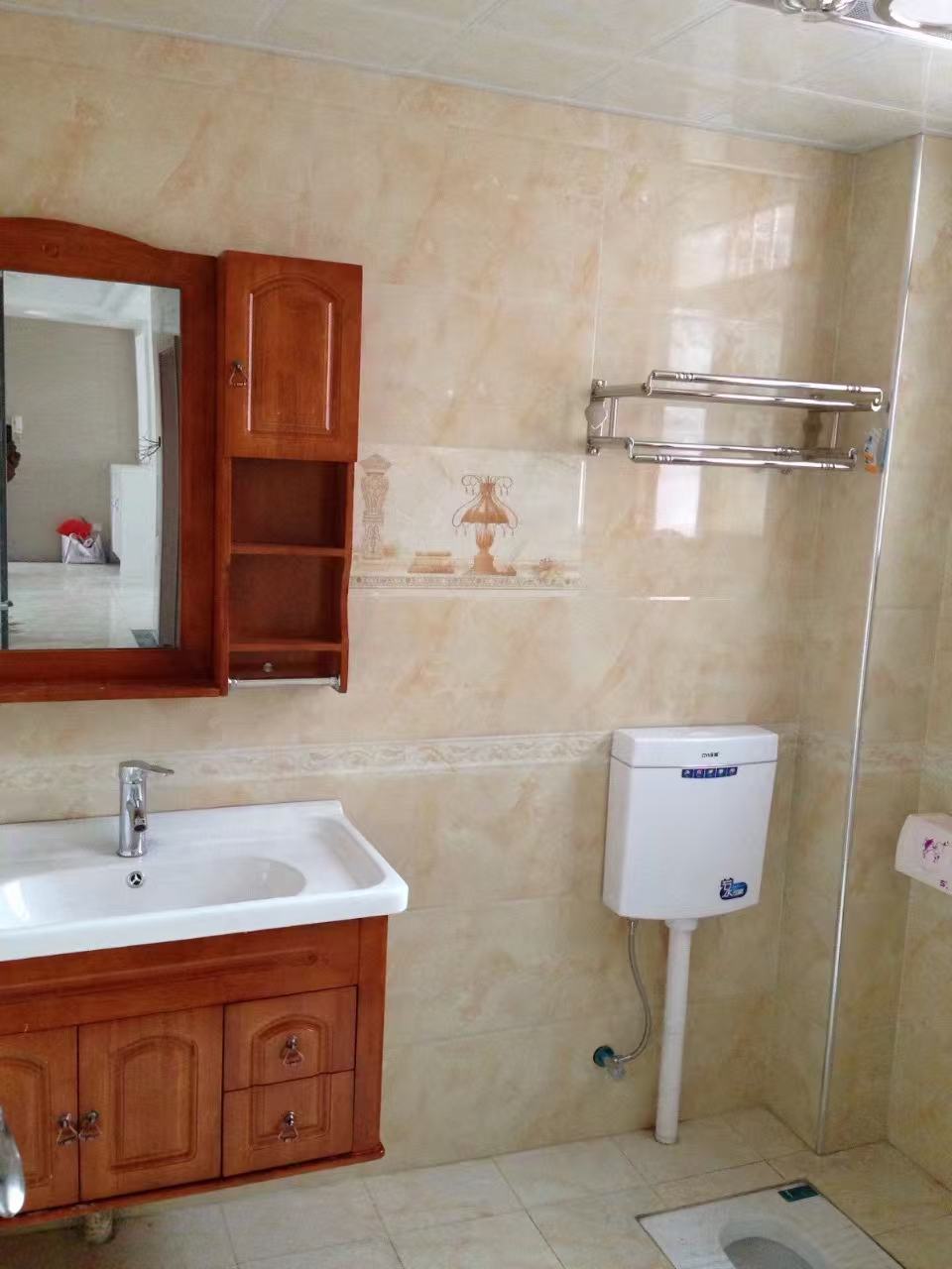 涟水新村 1室0厅0卫 49.8万 涟水新村 1室0厅0卫 49.8万客厅