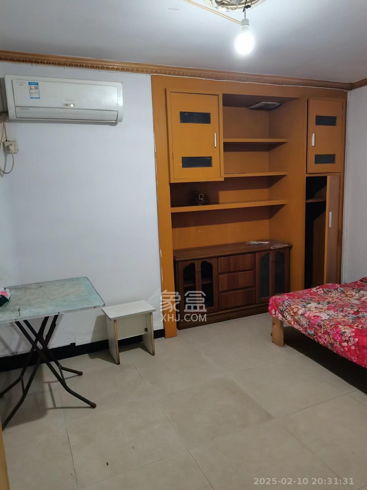 天心大厦  2室2厅1卫    2200.0元/月室内图