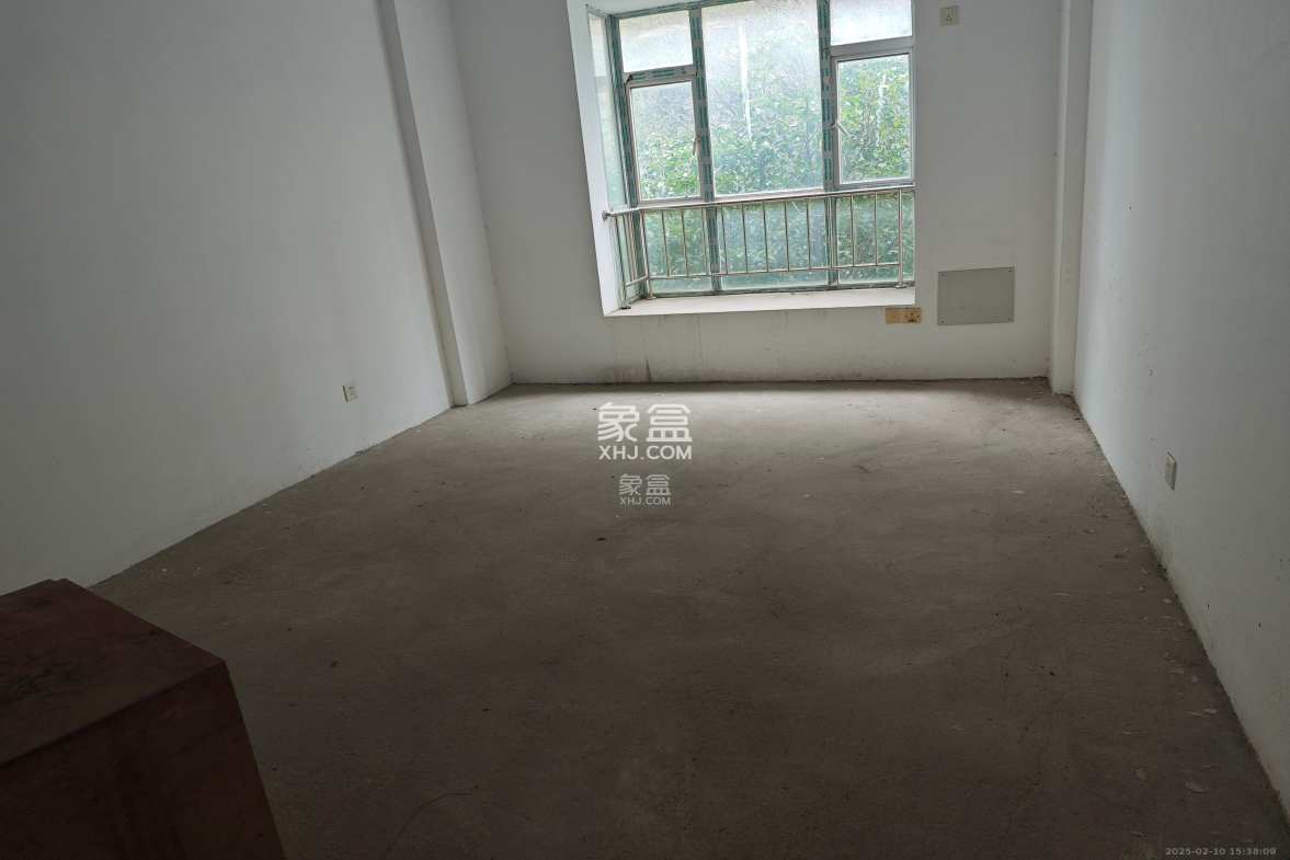 人和苑 5室2厅3卫 1800.0元/月 人和苑 5室2厅3卫 1800.0元/月室内图