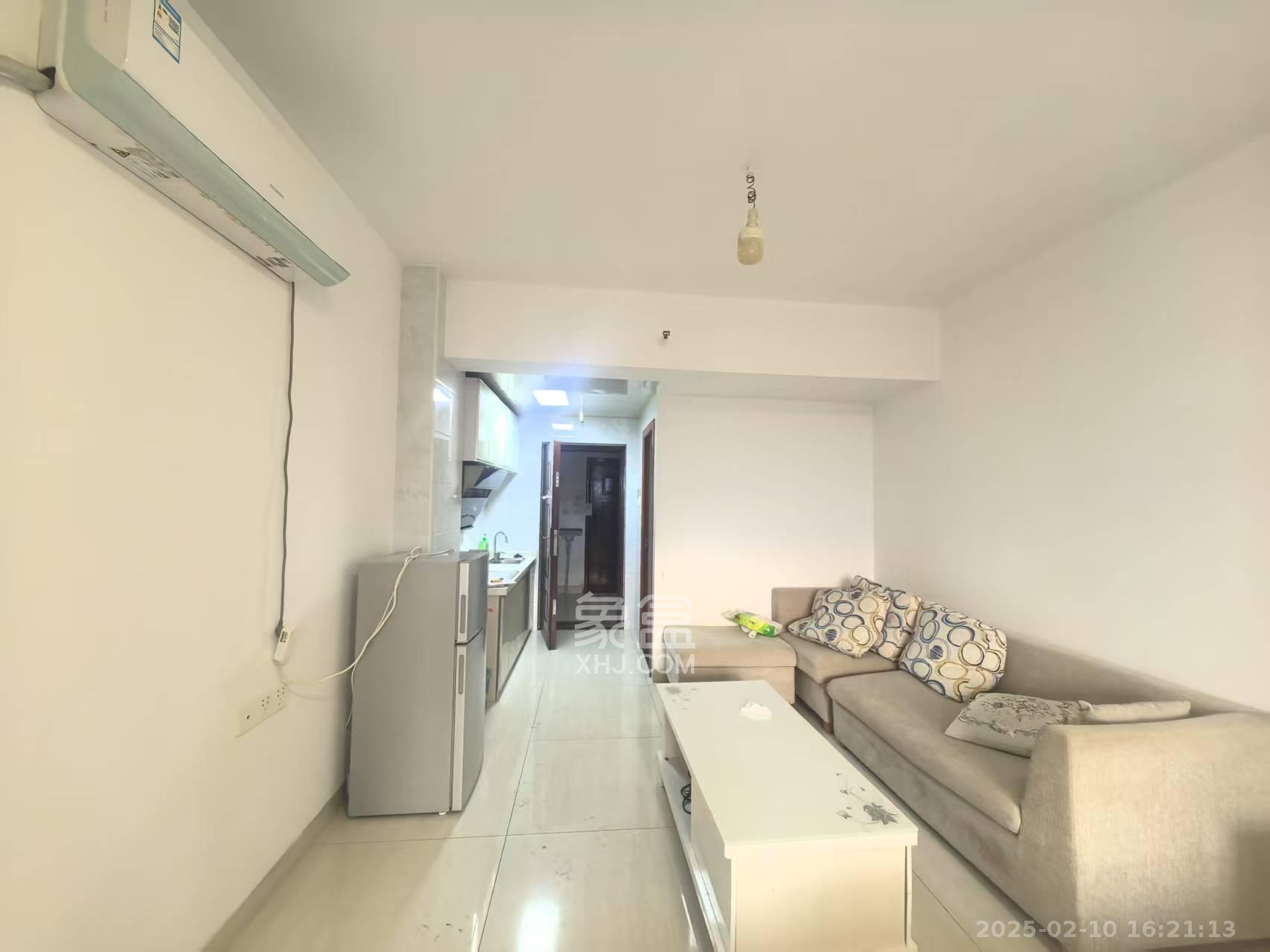 步行街大厦 1室1厅1卫 1100.0元/月 步行街大厦 1室1厅1卫 1100.0元/月室内图