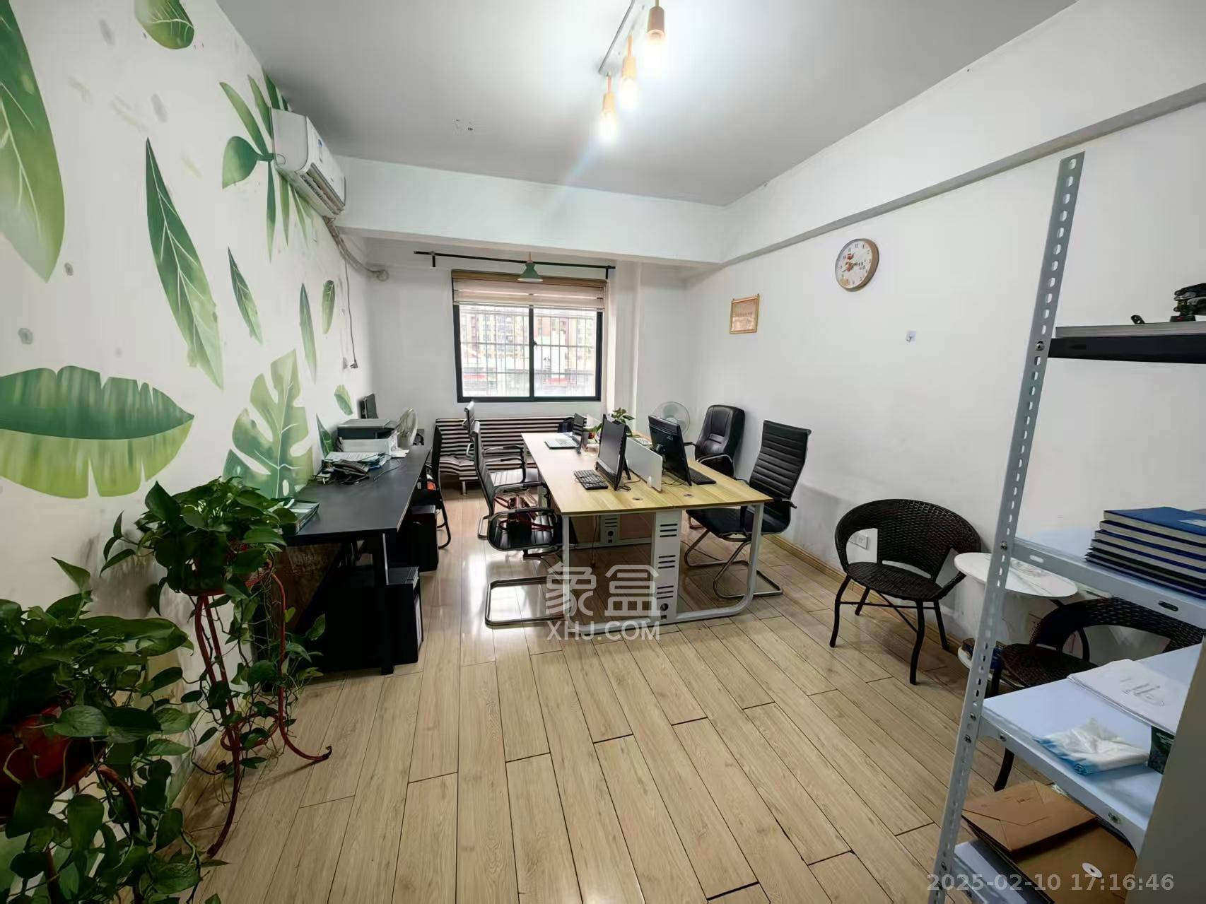 阳光锦城 1室1厅1卫 1500.0元/月 阳光锦城 1室1厅1卫 1500.0元/月室内图