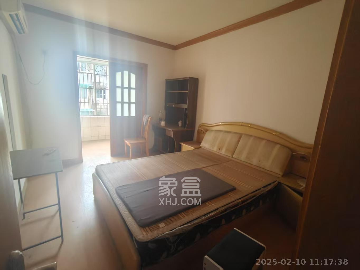 新世纪家园  4室2厅2卫    2600.0元/月 新世纪家园  4室2厅2卫    2600.0元/月室内图