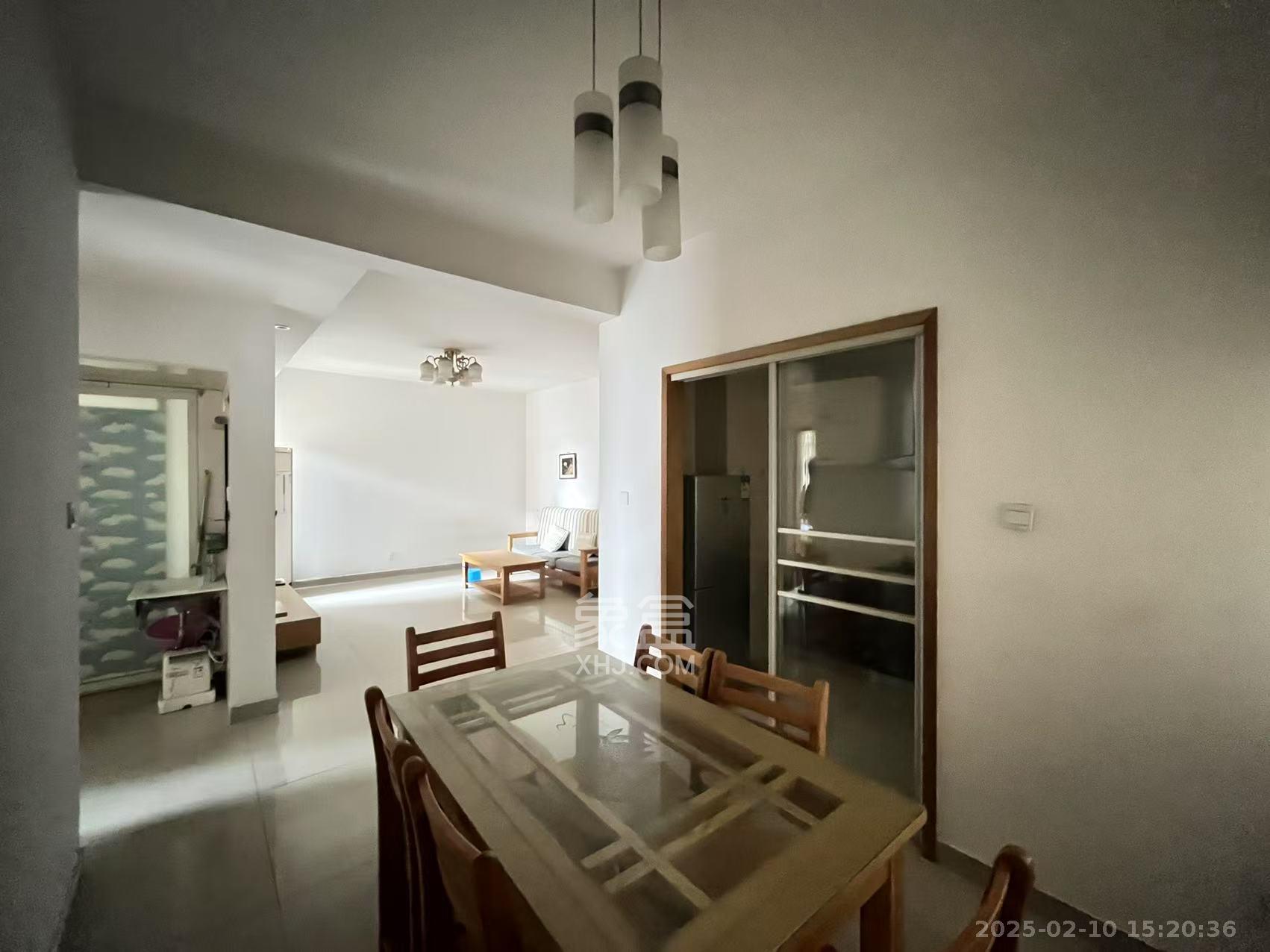 宏泽佳园  2室1厅1卫    3200.0元/月室内图