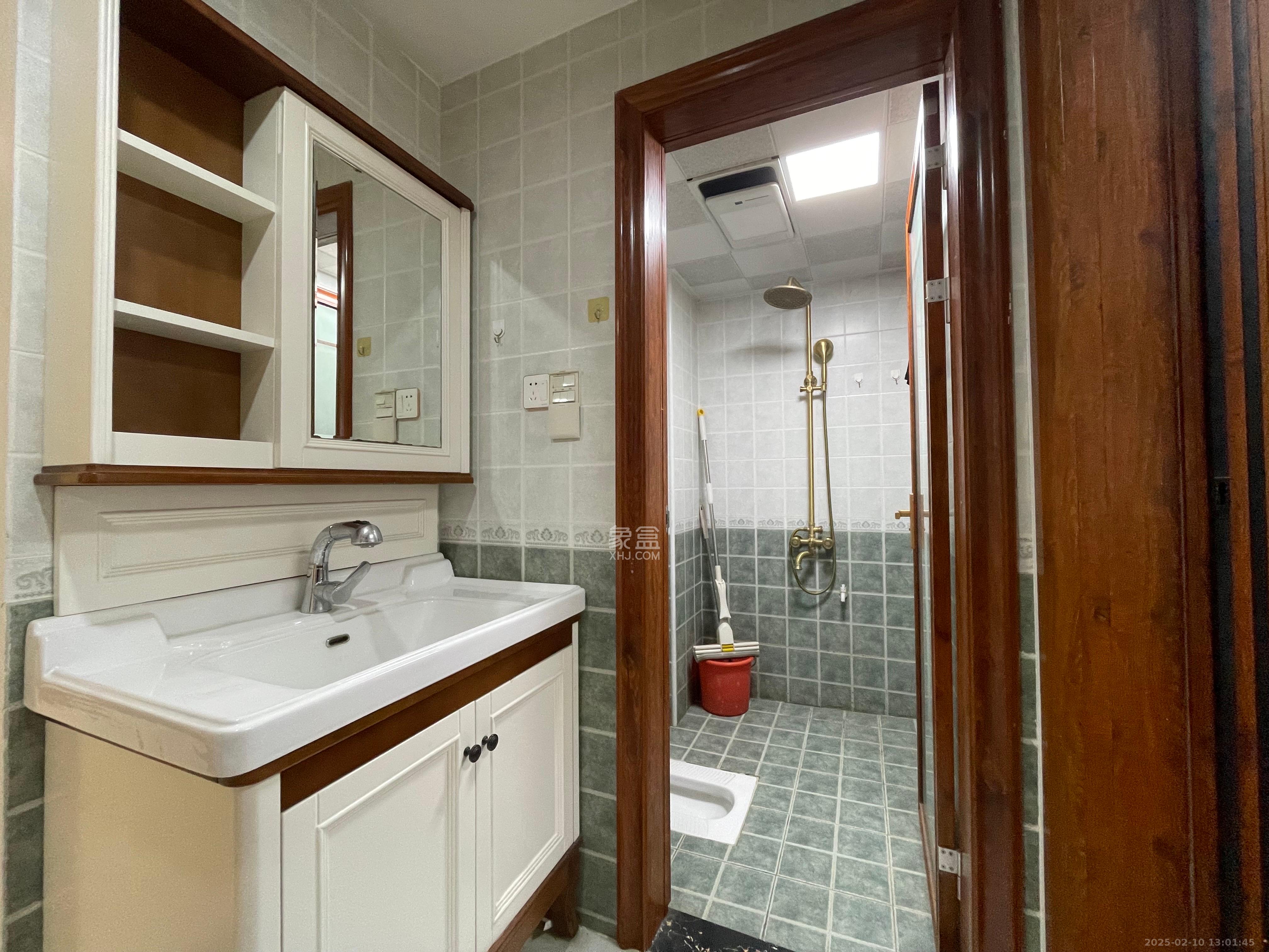 东业上城嘉苑(晟悦国际)  2室1厅1卫    1900.0元/月 东业上城嘉苑(晟悦国际)  2室1厅1卫    1900.0元/月室内图