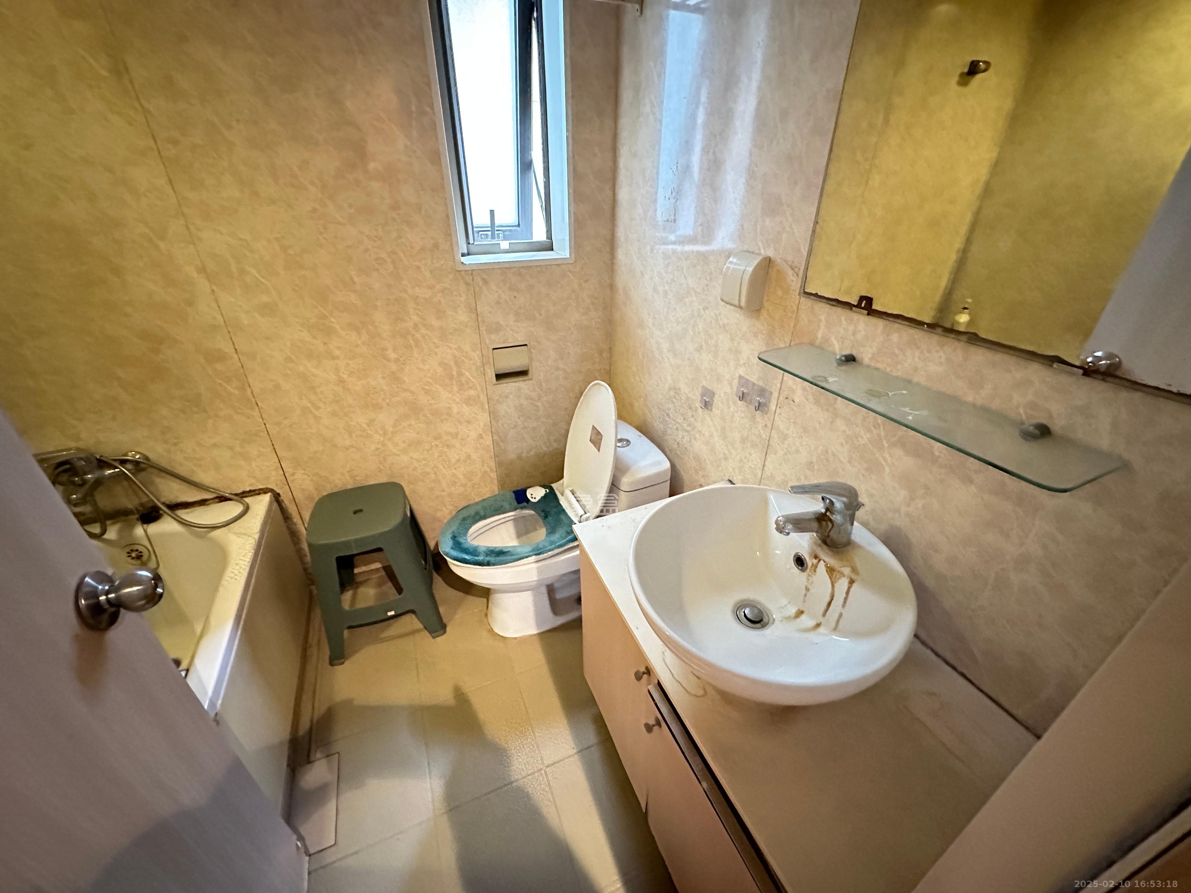 盛世美居荷园 3室2厅2卫 3100.0元/月 盛世美居荷园 3室2厅2卫 3100.0元/月室内图