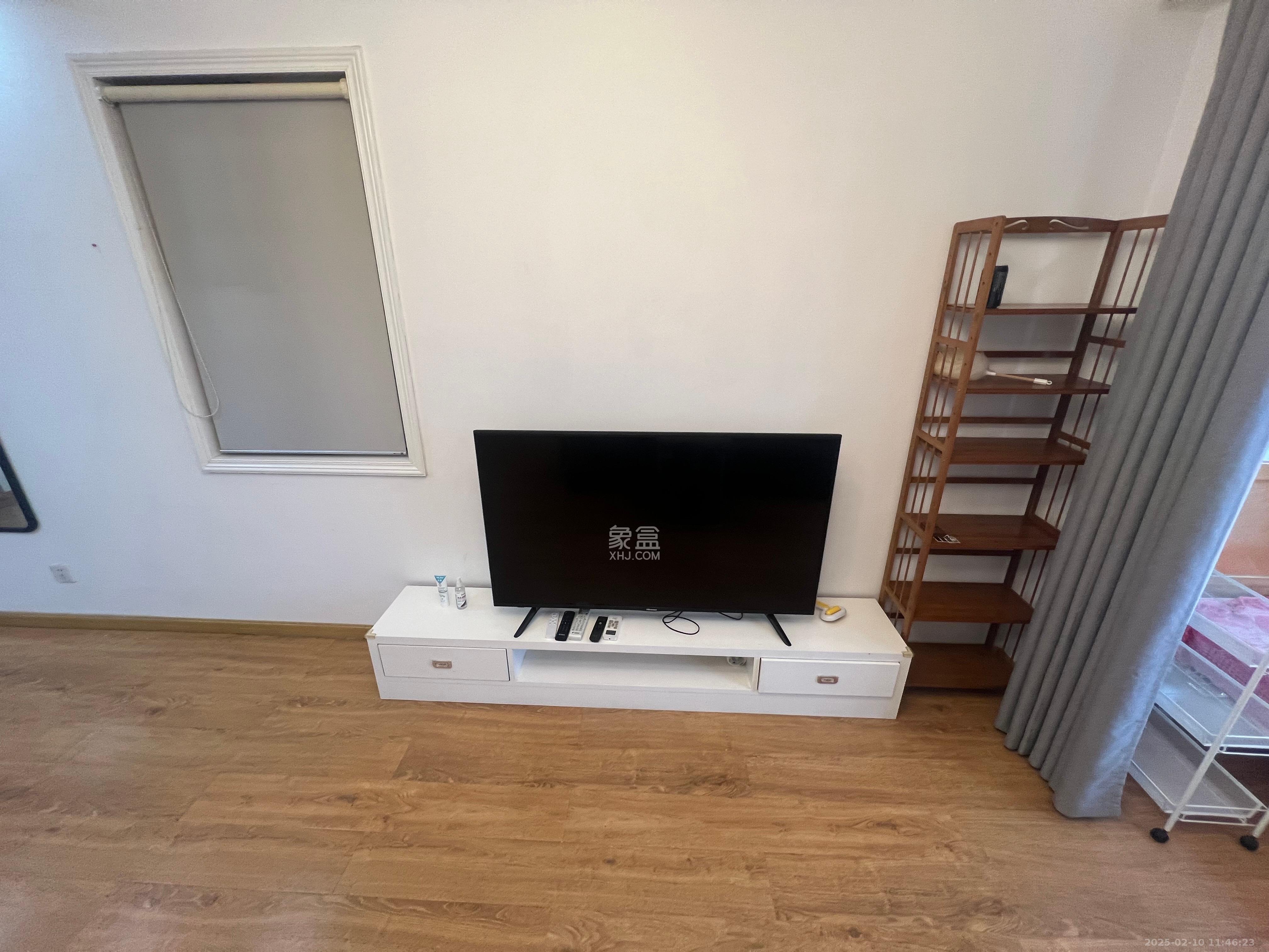 联晟大厦  1室2厅1卫    2500.0元/月室内图