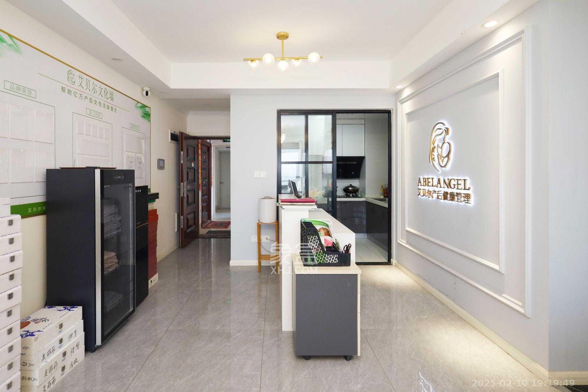 绿地海外滩二期 3室2厅1卫 2400.0元/月 绿地海外滩二期 3室2厅1卫 2400.0元/月室内图