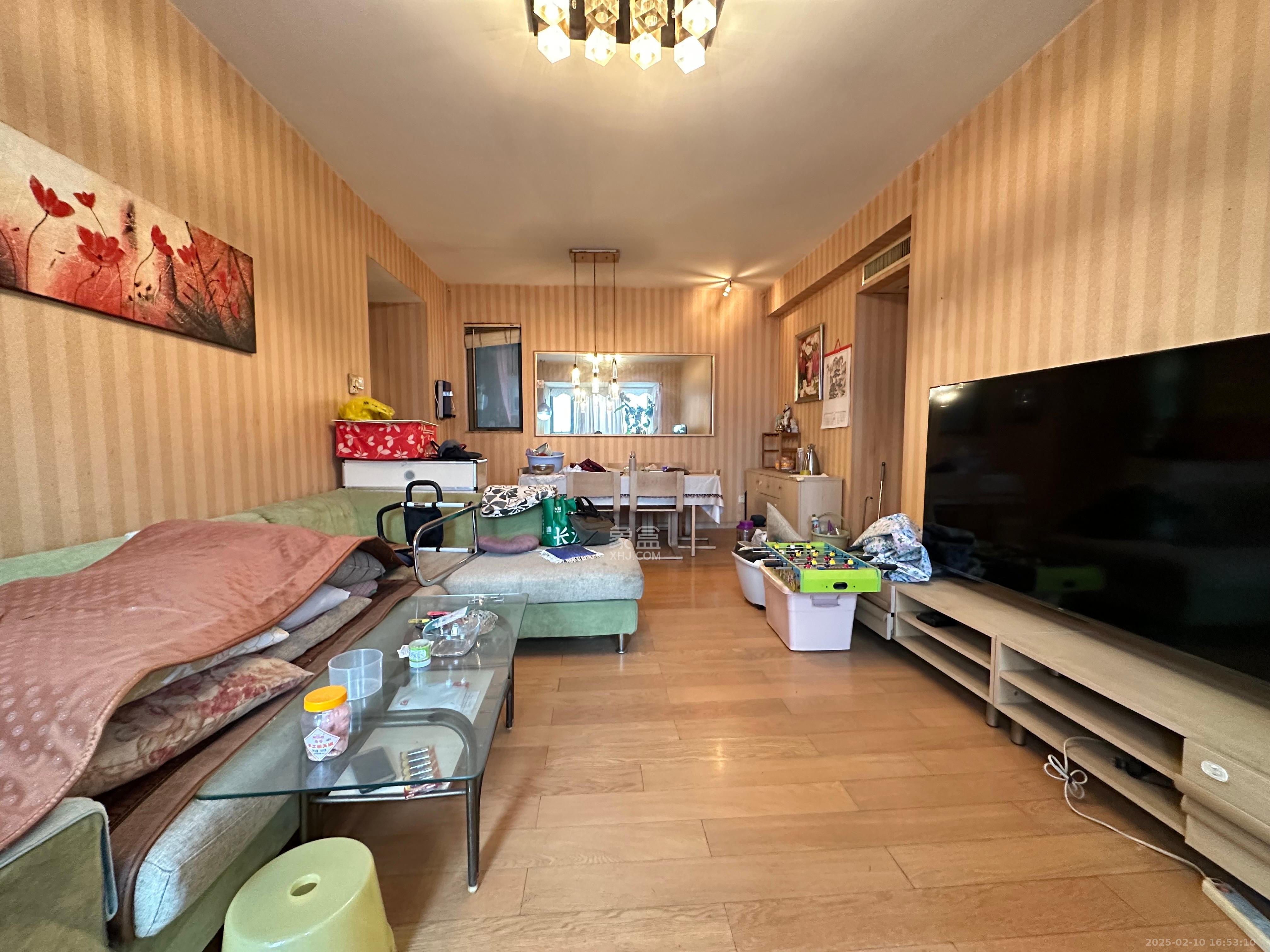 盛世美居荷园 3室2厅2卫 3100.0元/月 盛世美居荷园 3室2厅2卫 3100.0元/月室内图