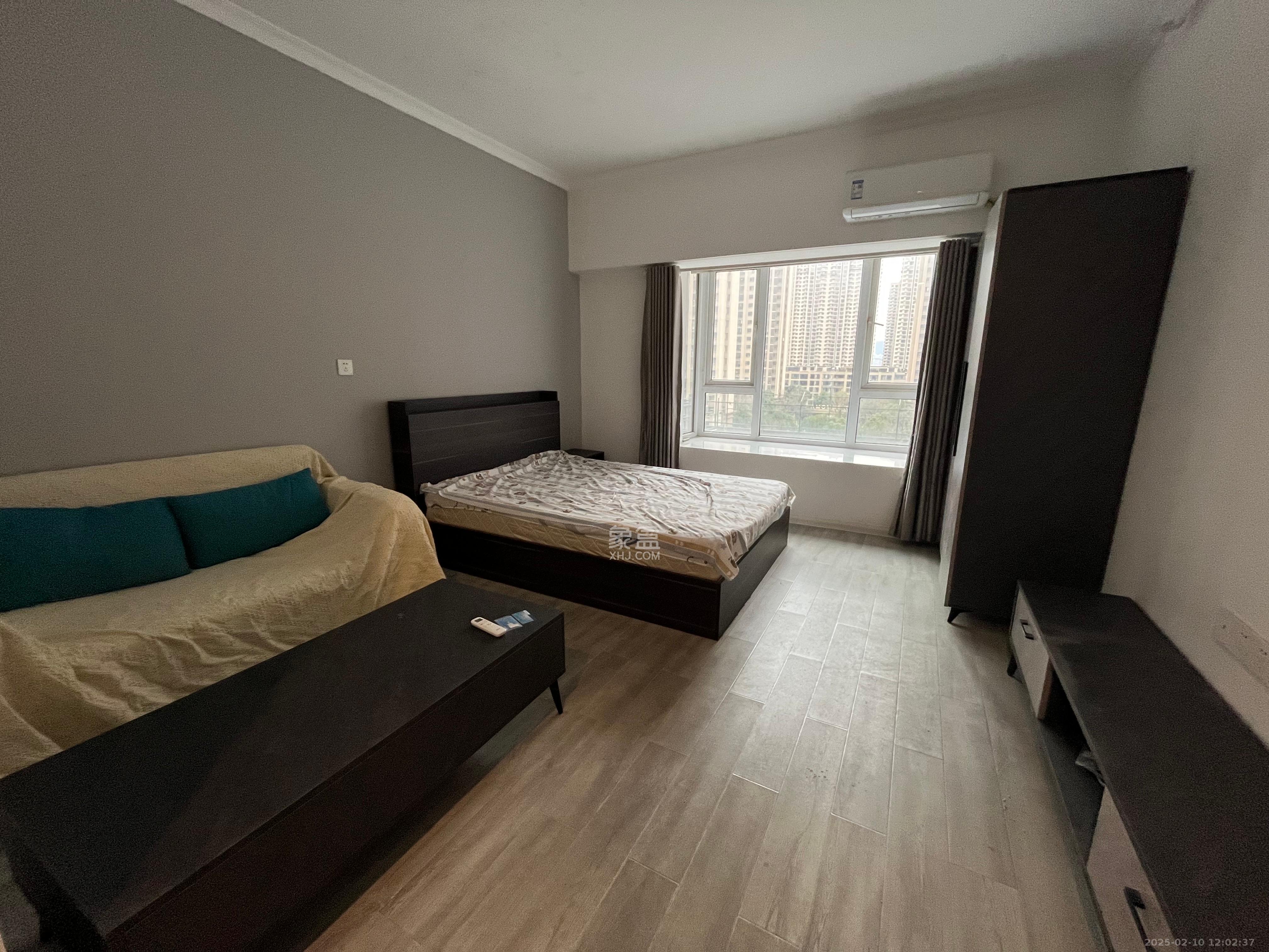 芙蓉万国城MOMA(卓越汇富苑) 1室1厅1卫 1100.0元/月 芙蓉万国城MOMA(卓越汇富苑) 1室1厅1卫 1100.0元/月室内图