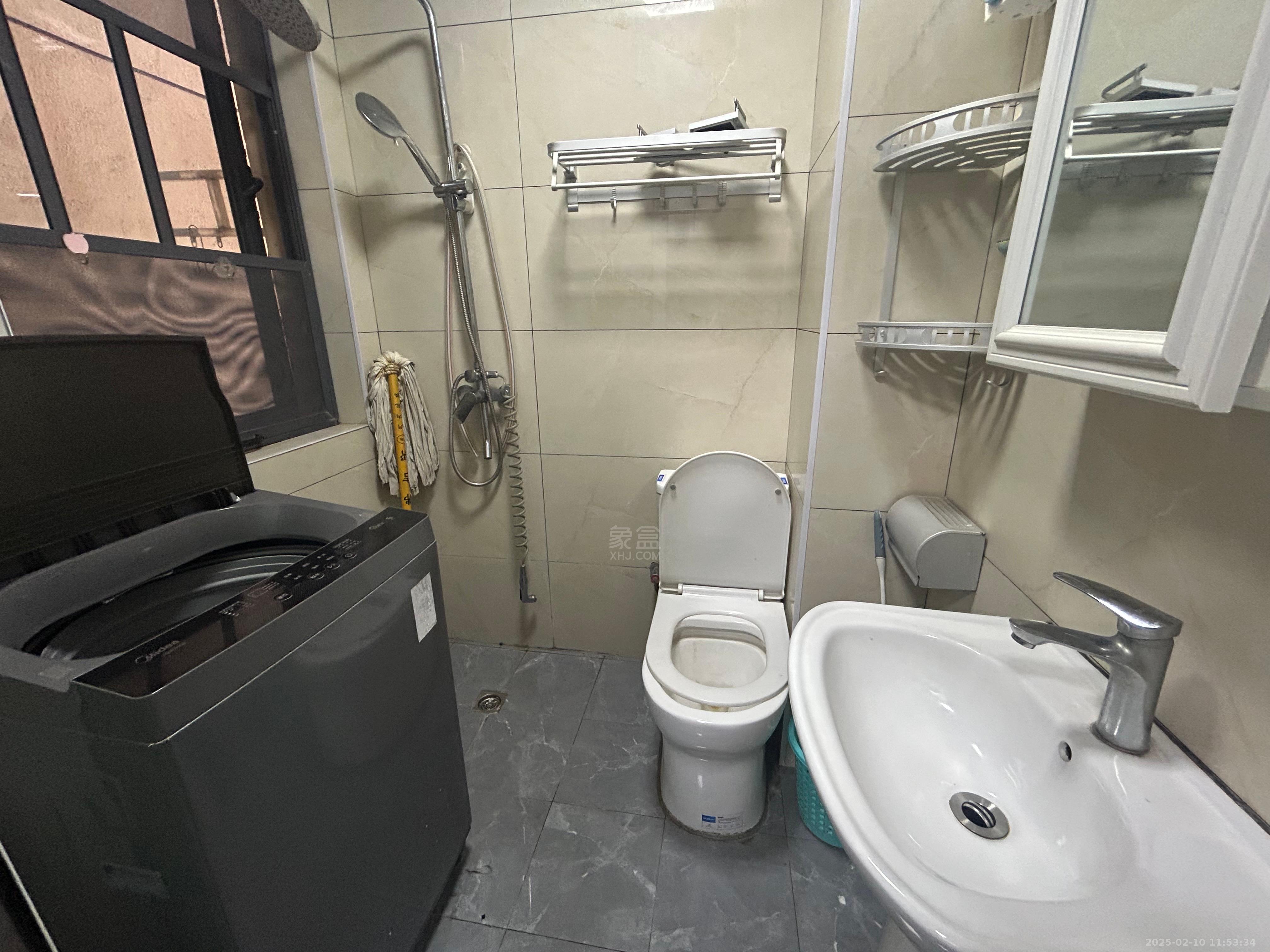 中建江湾壹号 1室1厅1卫 1500.0元/月 中建江湾壹号 1室1厅1卫 1500.0元/月室内图