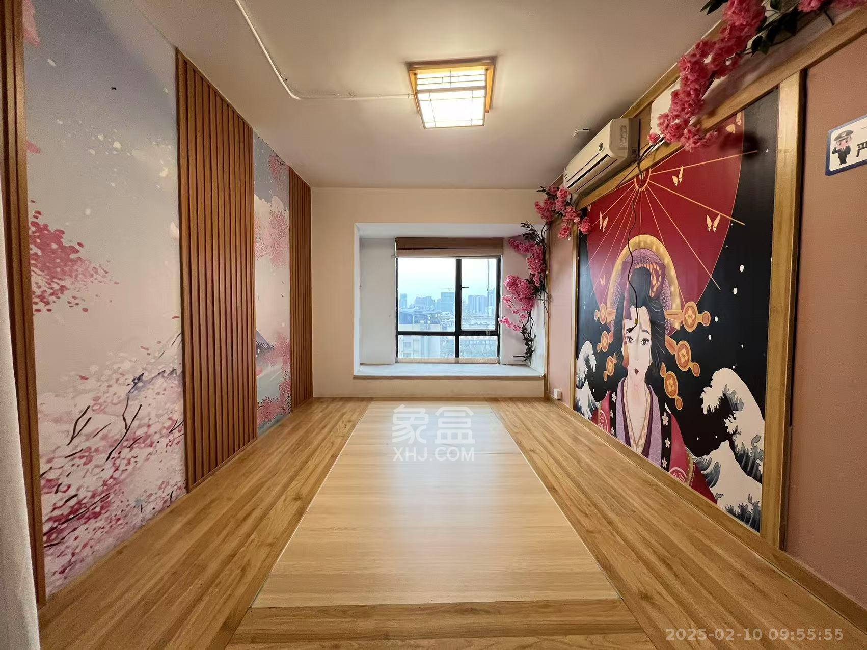 百纳广场(百纳公寓) 4室2厅2卫 3800.0元/月 百纳广场(百纳公寓) 4室2厅2卫 3800.0元/月室内图