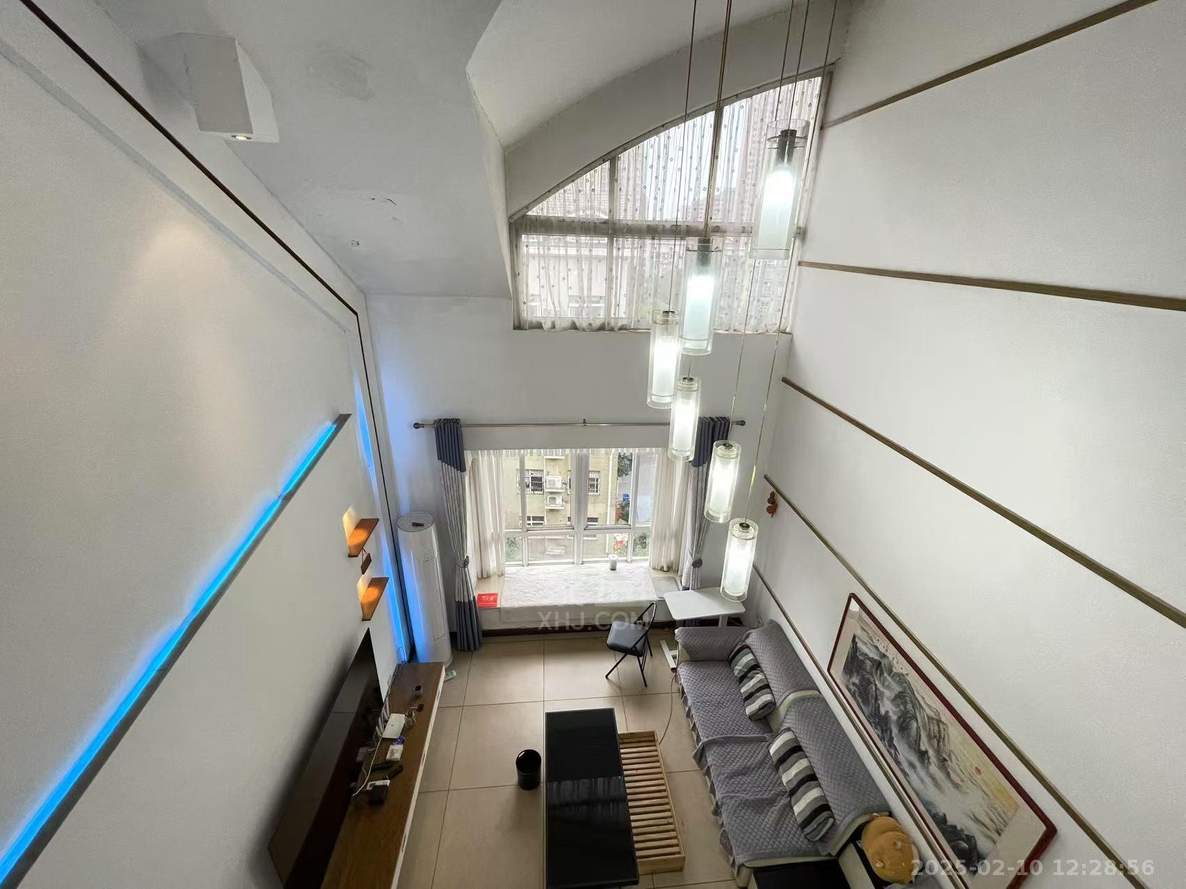 珠江丽园 4室2厅2卫 1800.0元/月 珠江丽园 4室2厅2卫 1800.0元/月室内图