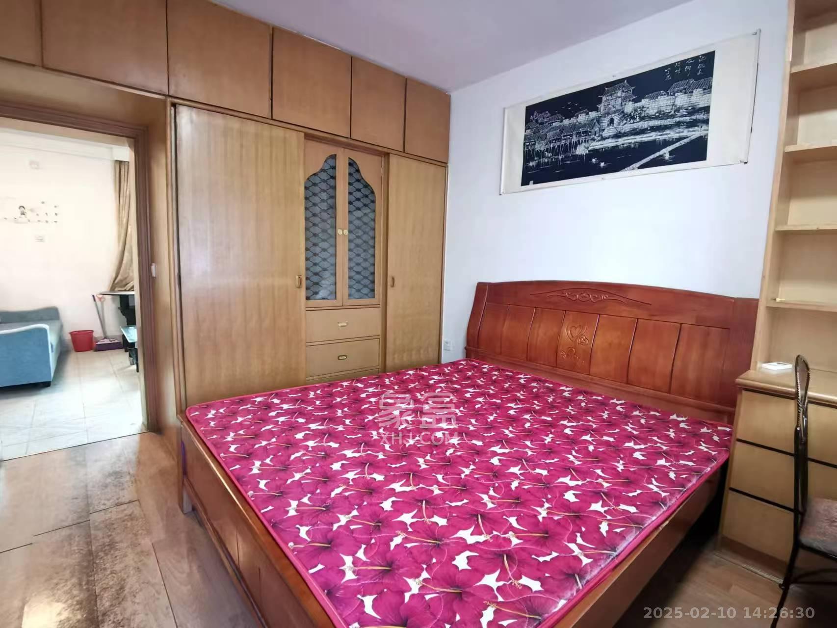 英才园三片 2室1厅1卫 1700.0元/月 英才园三片 2室1厅1卫 1700.0元/月室内图