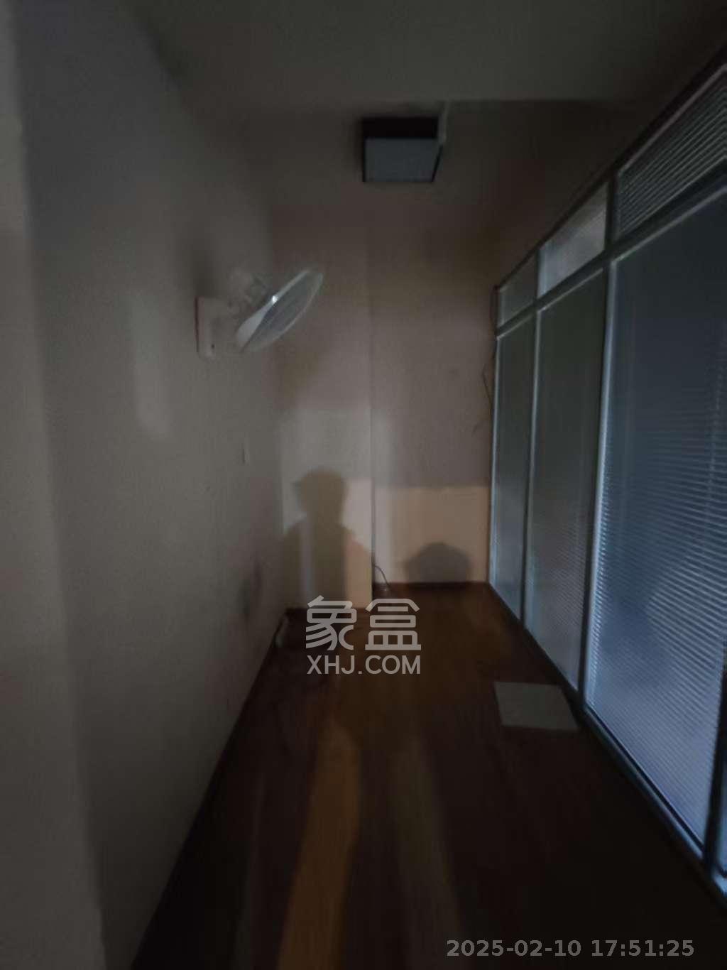 凯通国际城（凯通朝庭）  1室1厅1卫   5700.00元/月室内图