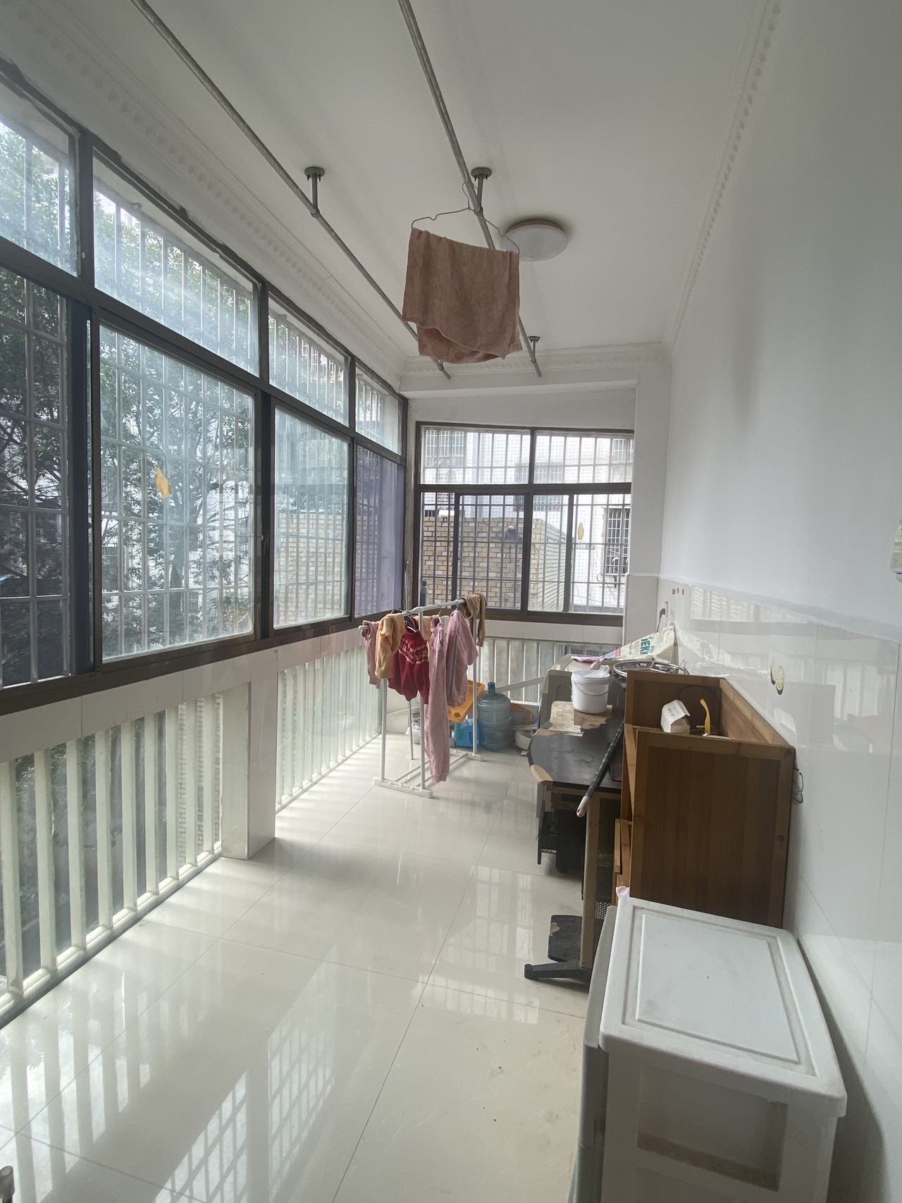 三中教师村 3室2厅1卫 1500.0元/月 三中教师村 3室2厅1卫 1500.0元/月室内图