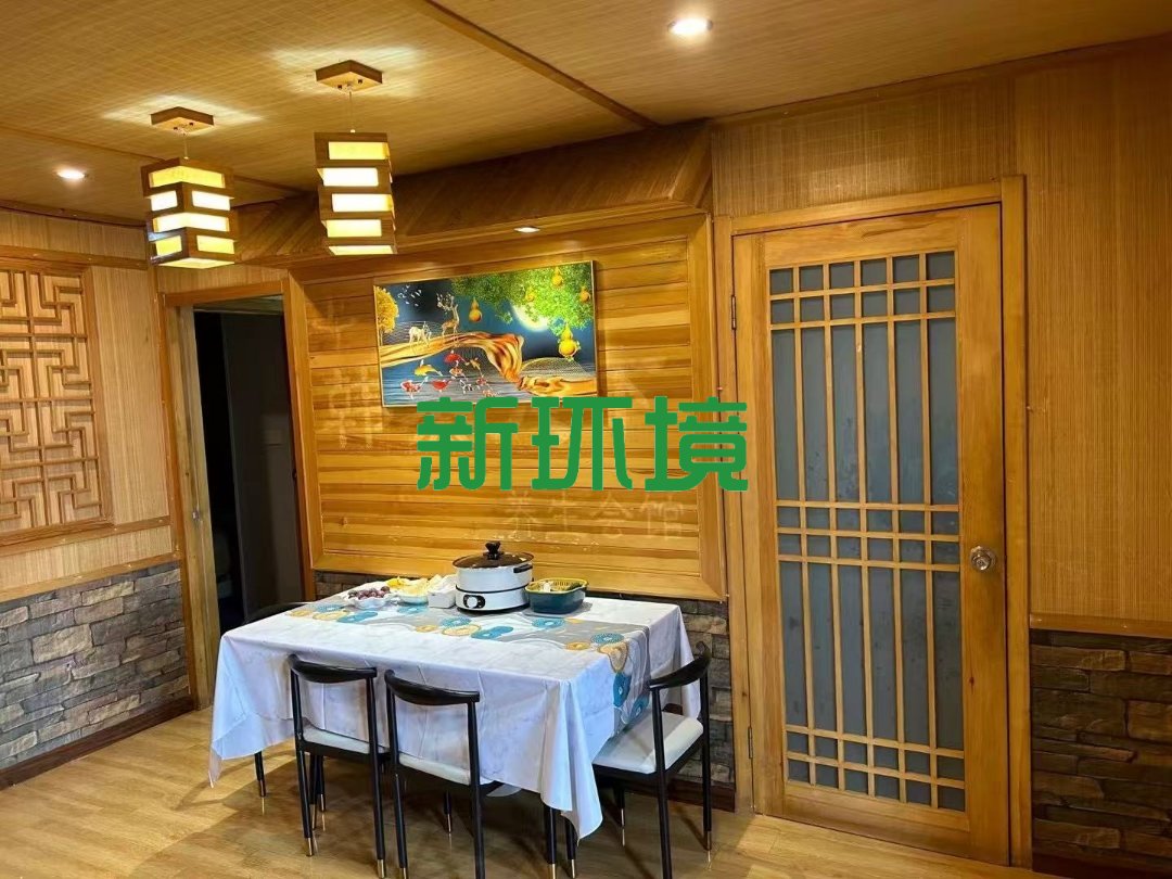 维港十字街  3室2厅2卫   71.00万客厅