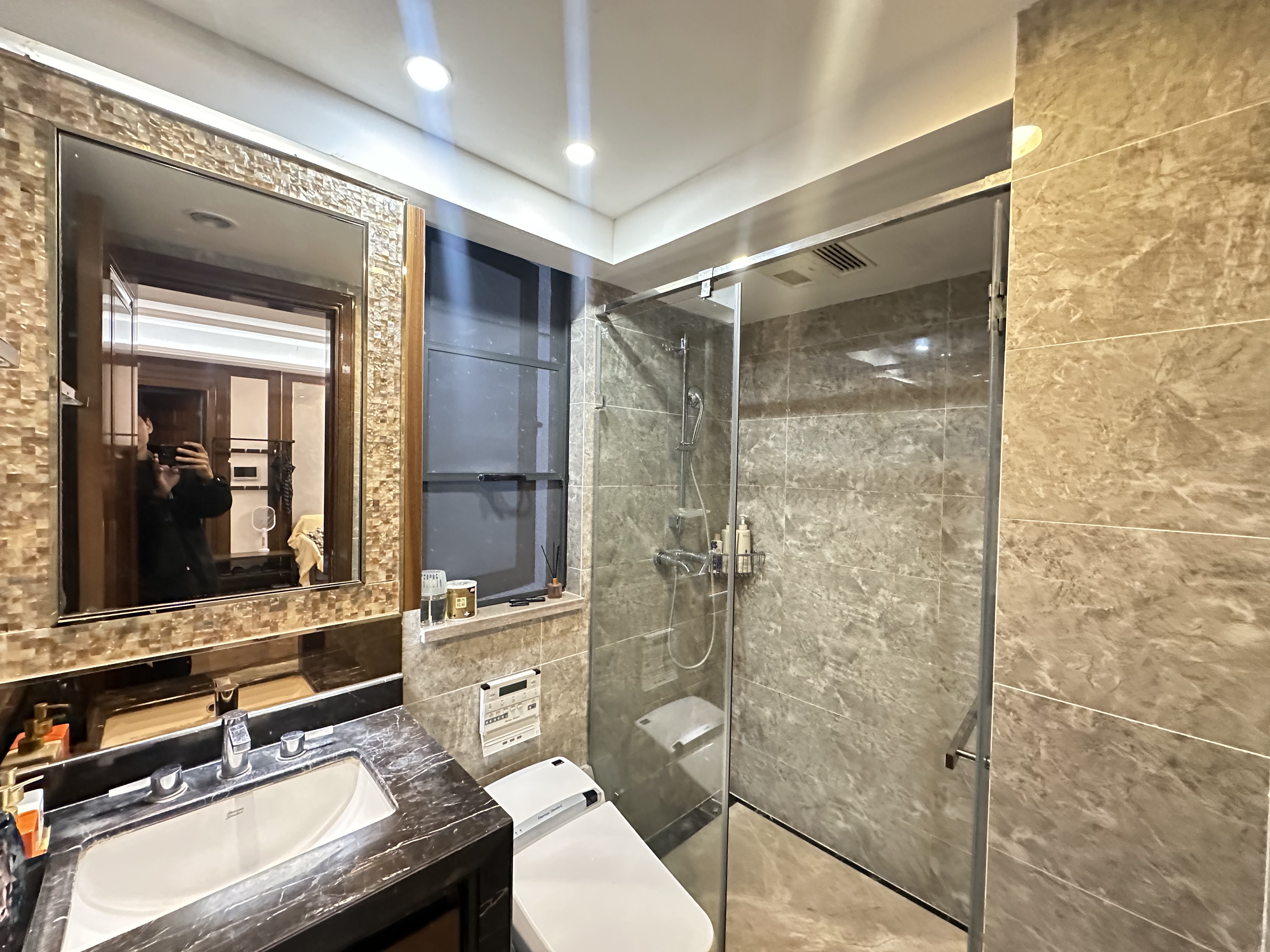 恒大美丽沙天玺湾 1室2厅1卫 148.0万 恒大美丽沙天玺湾 1室2厅1卫 148.0万室内图