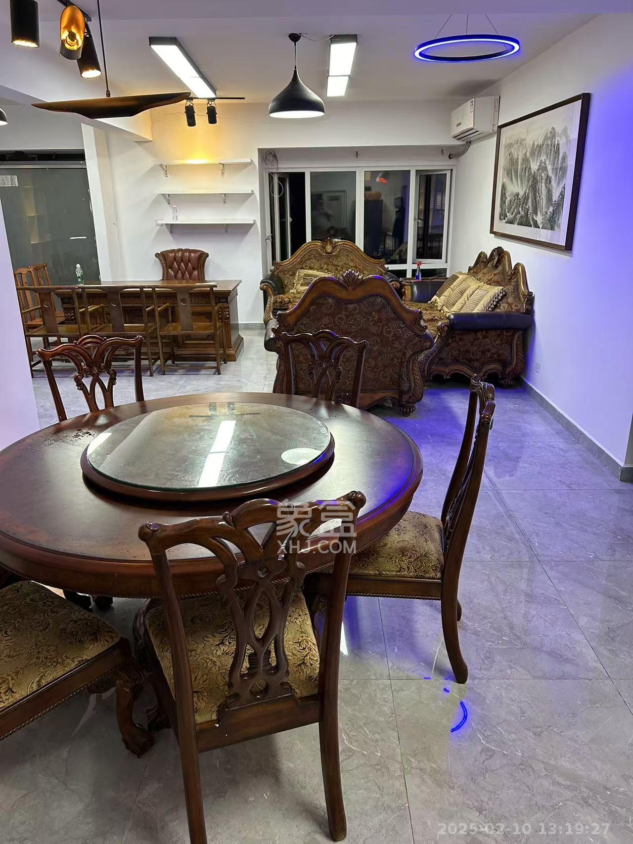 泊爱蓝湾 6室3厅4卫 8200.0元/月 泊爱蓝湾 6室3厅4卫 8200.0元/月室内图