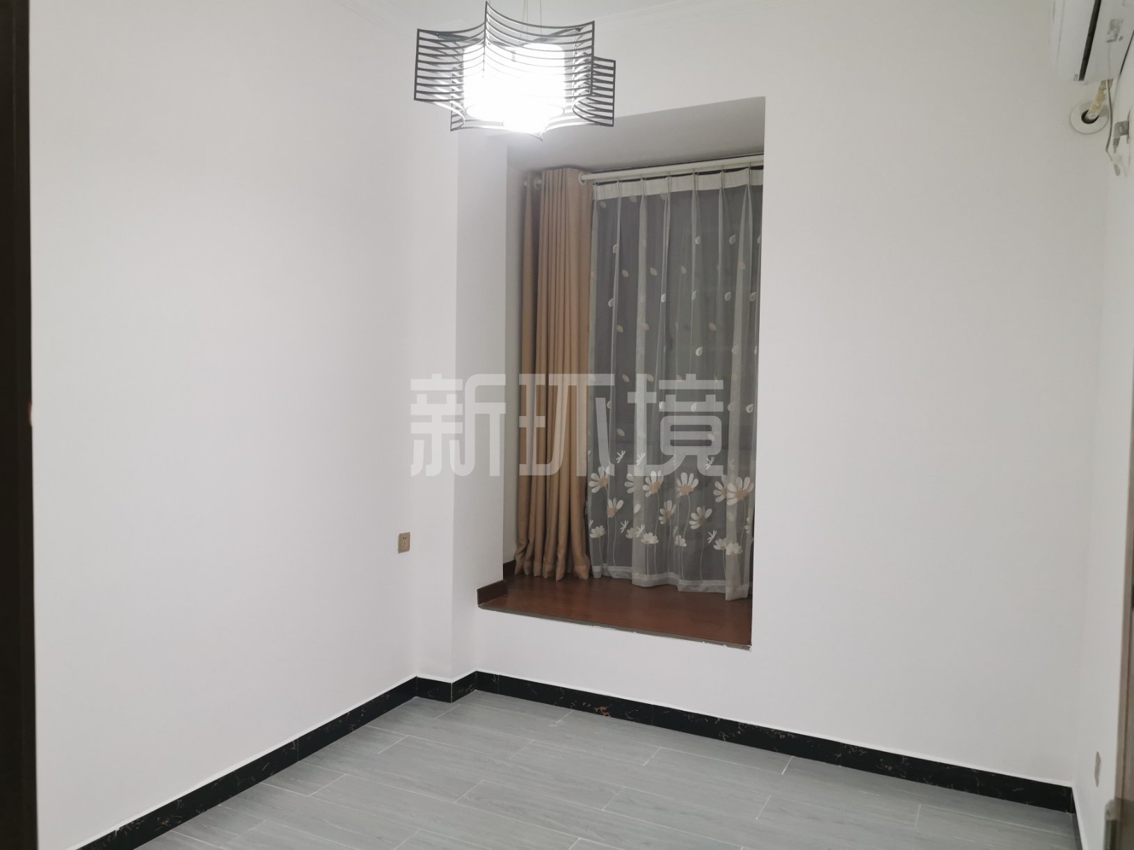 鑫成君泰  3室2厅2卫   82.00万室内图