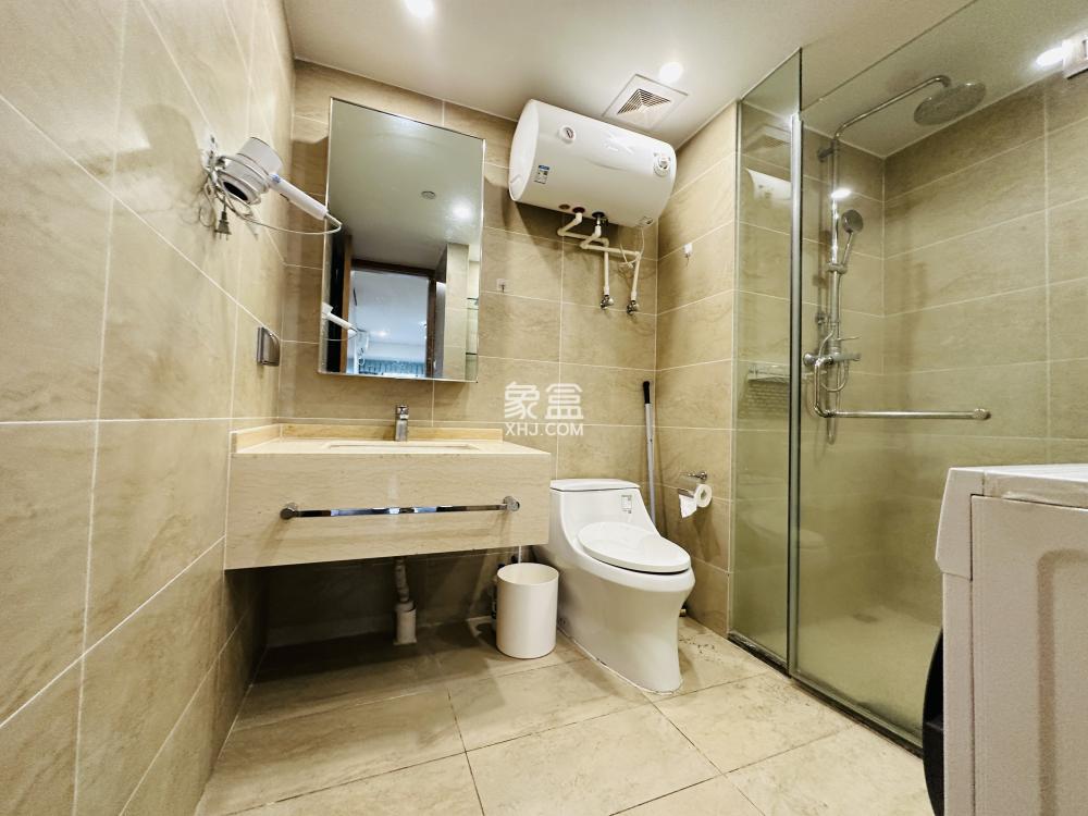 海航豪庭南苑 1室2厅1卫 120.0万 海航豪庭南苑 1室2厅1卫 120.0万室内图