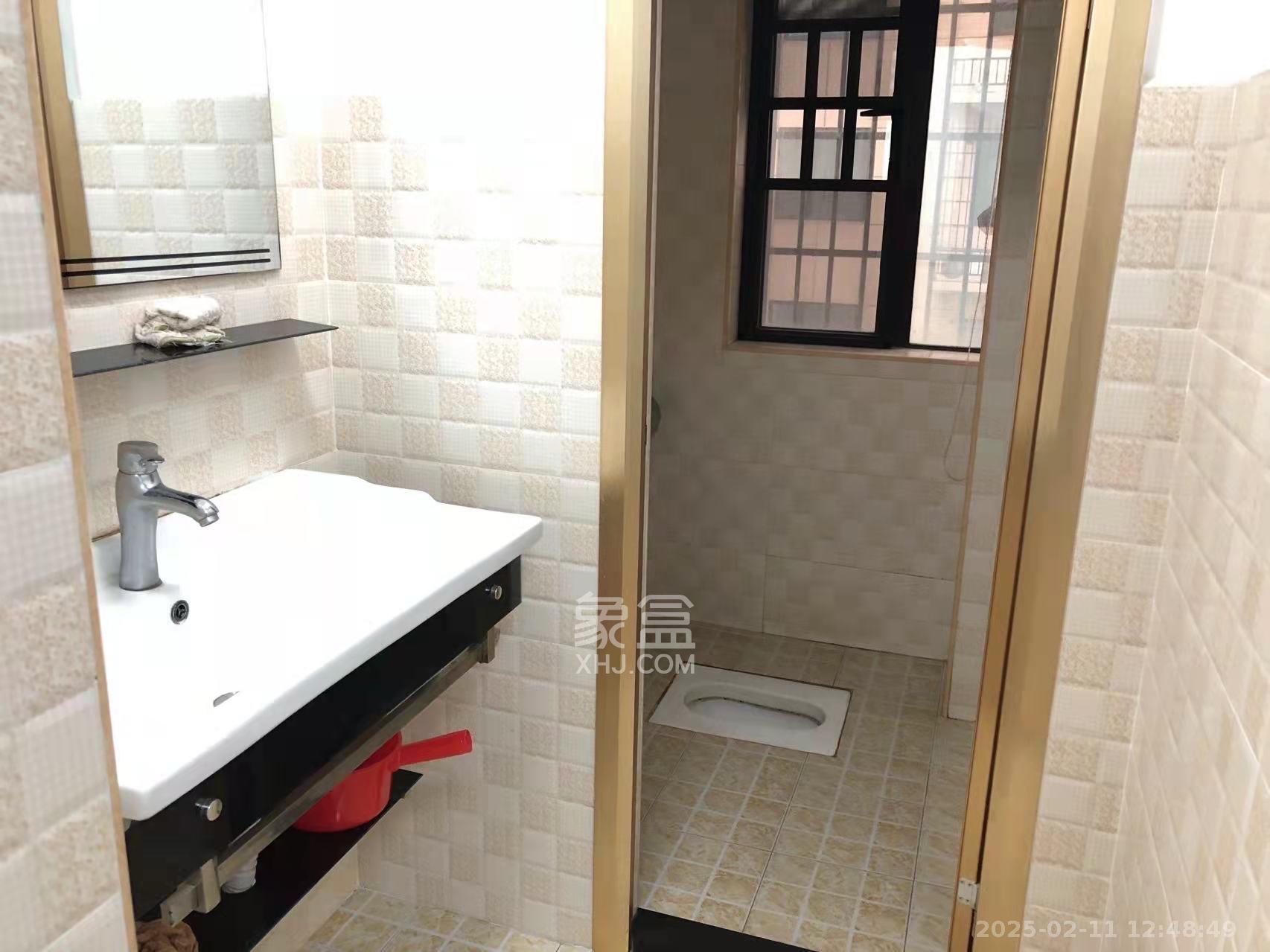 麓谷星辰  2室1厅1卫   2300.00元/月室内图