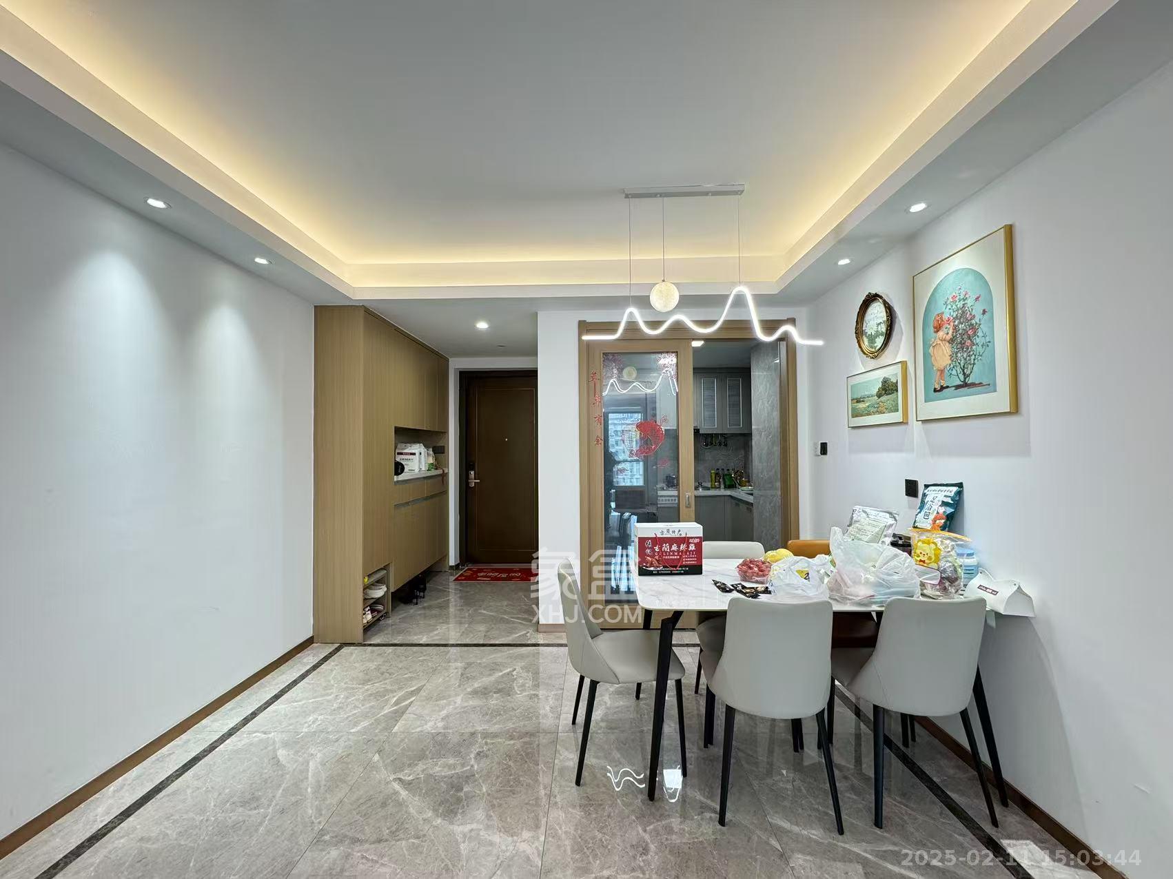 旭辉雨花郡 3室2厅2卫 4500.0元/月 旭辉雨花郡 3室2厅2卫 4500.0元/月室内图