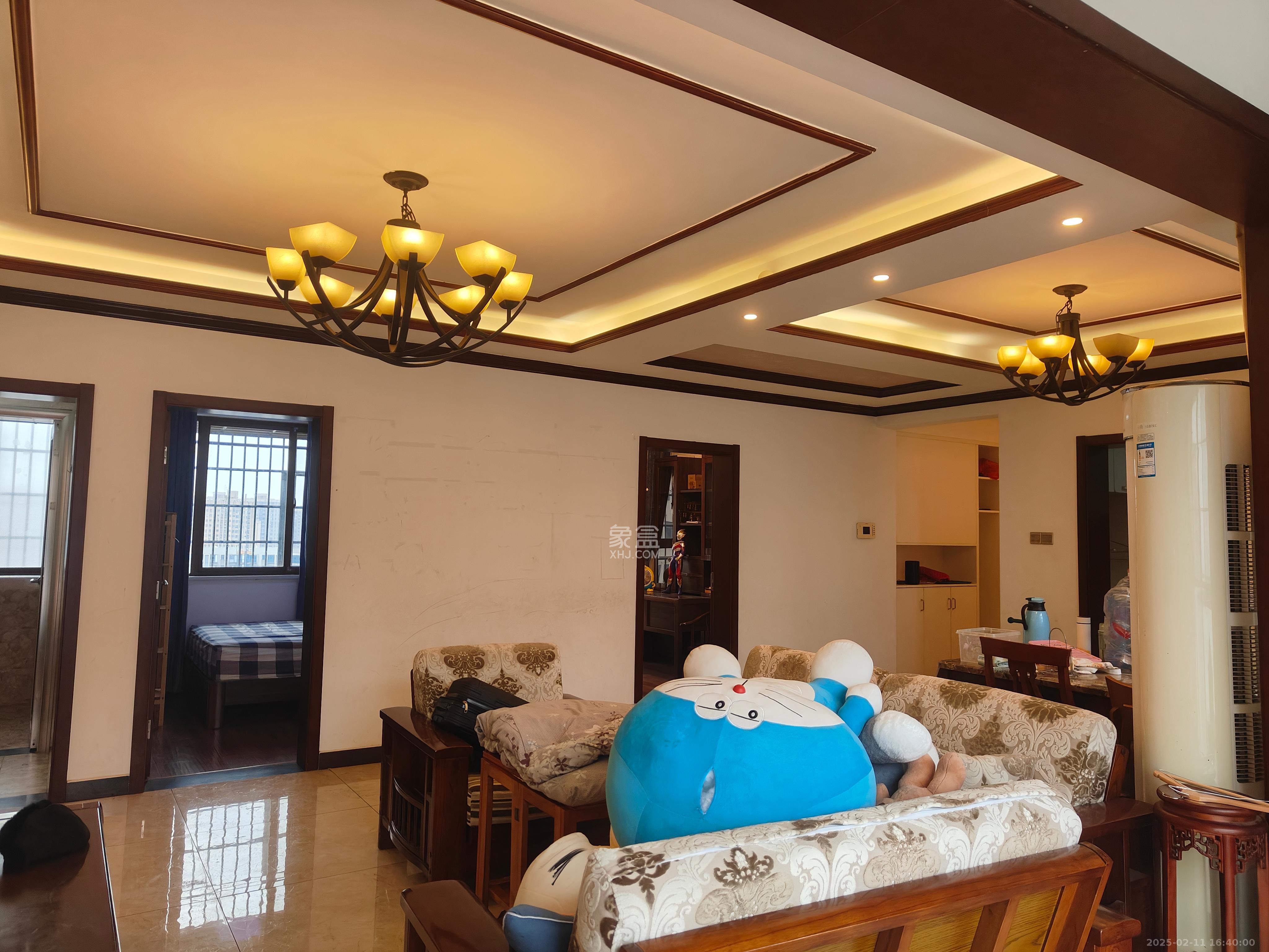 湖湾世景  5室2厅2卫   2700.00元/月室内图