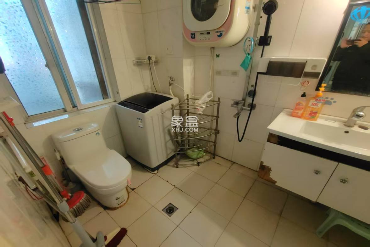 耀华锦园 2室2厅1卫 29.9万 耀华锦园 2室2厅1卫 29.9万室内图