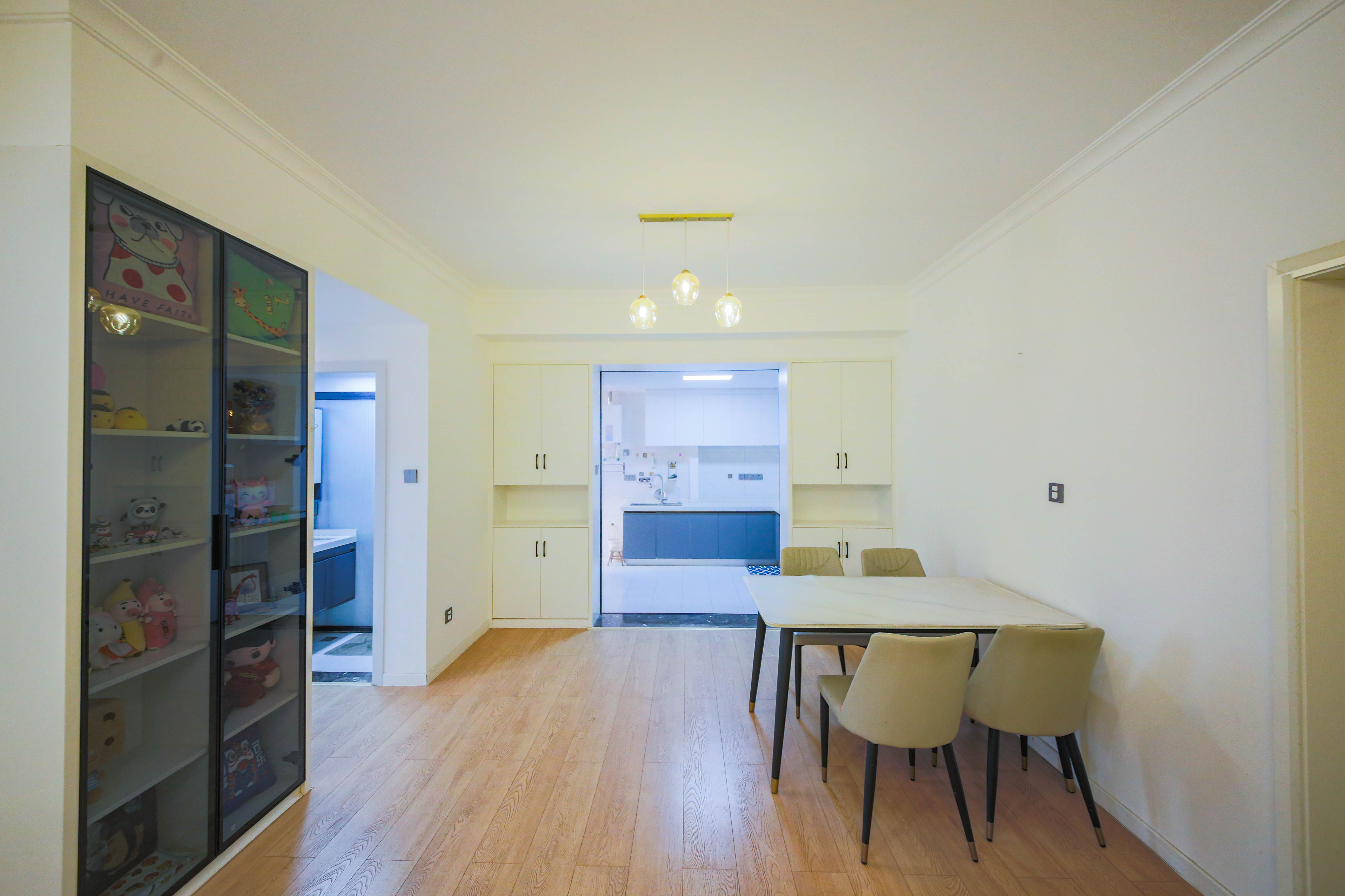 天城尚品 2室2厅1卫 95.0万 天城尚品 2室2厅1卫 95.0万客厅