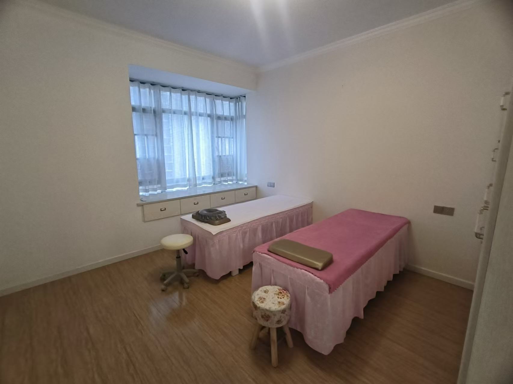 流金岁月-华晨国际 2室1厅1卫 65.0万 流金岁月-华晨国际 2室1厅1卫 65.0万室内图