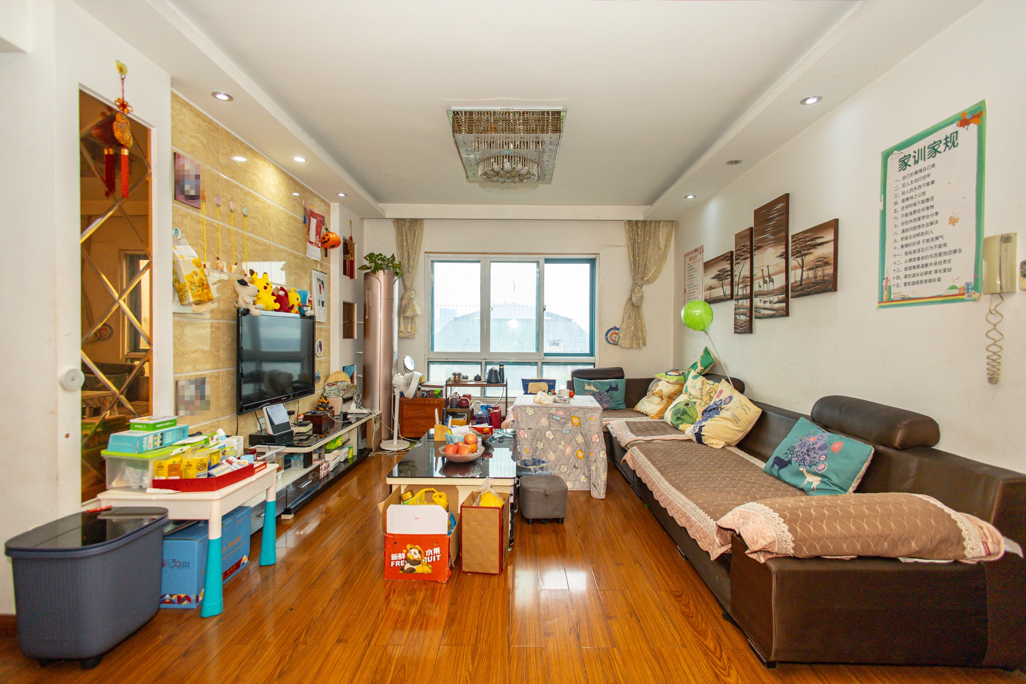 蝴蝶谷 3室2厅1卫 68.8万 蝴蝶谷 3室2厅1卫 68.8万客厅