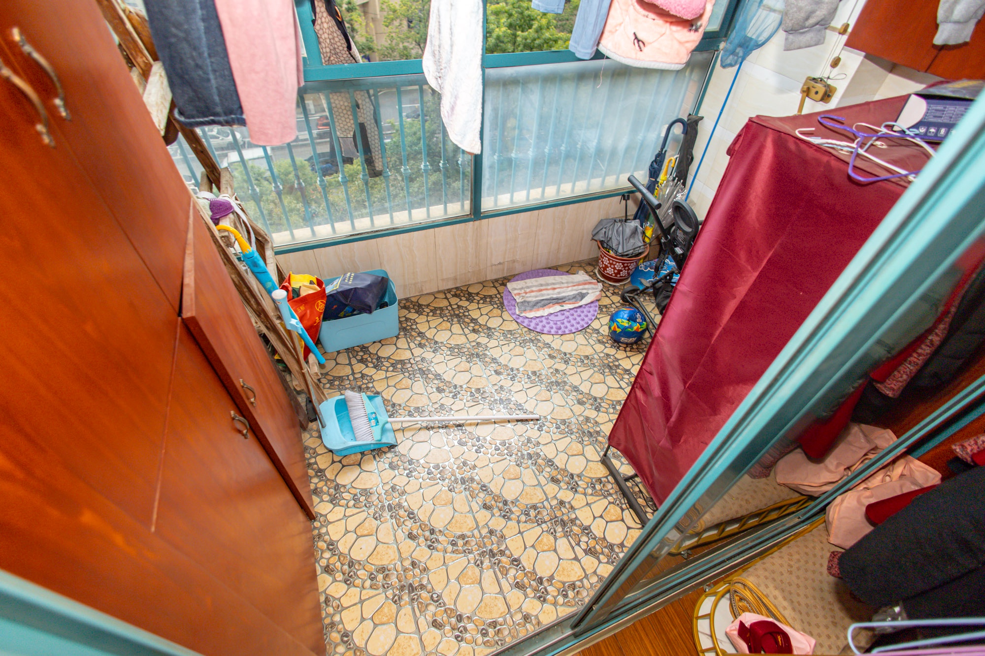 蝴蝶谷 3室2厅1卫 68.8万 蝴蝶谷 3室2厅1卫 68.8万阳台