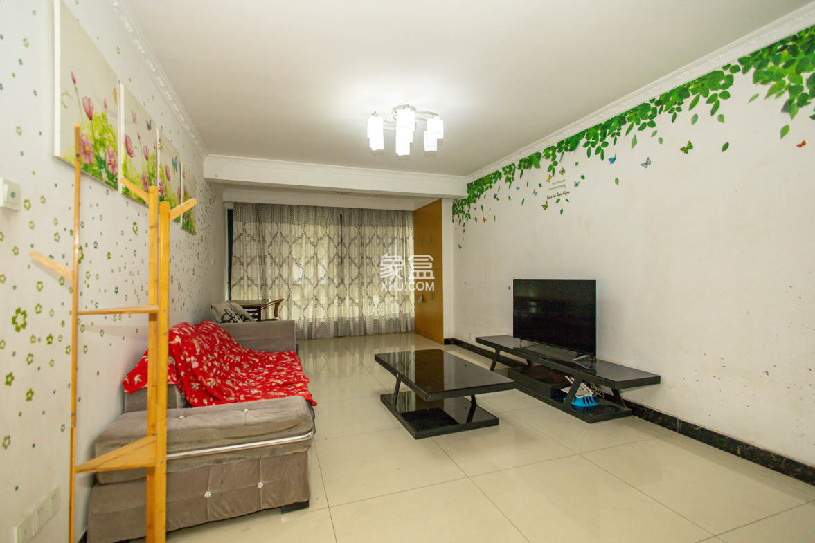 星沙派 3室2厅2卫 55.0万 星沙派 3室2厅2卫 55.0万客厅