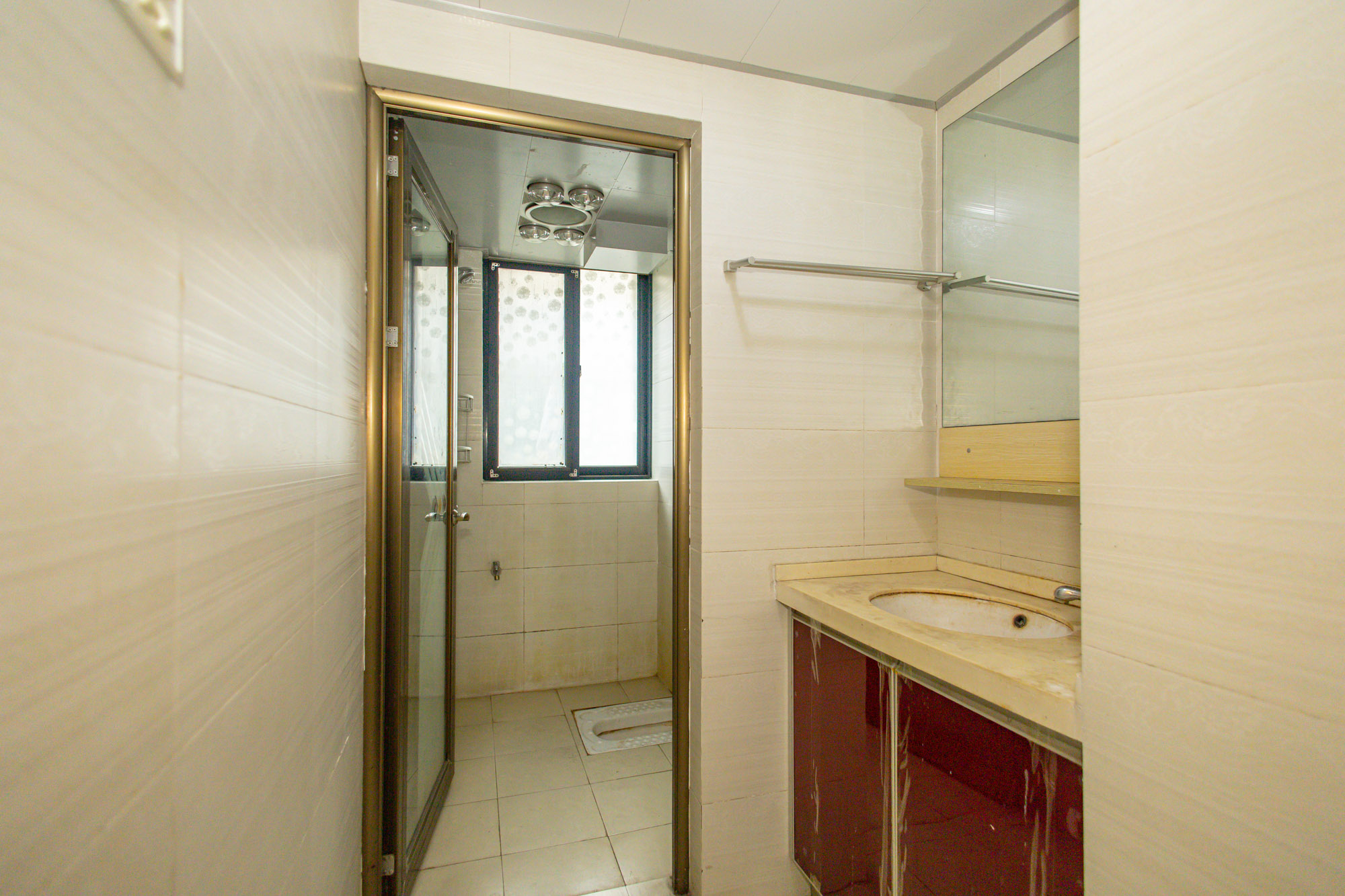 星沙派 3室2厅2卫 55.0万 星沙派 3室2厅2卫 55.0万卫生间