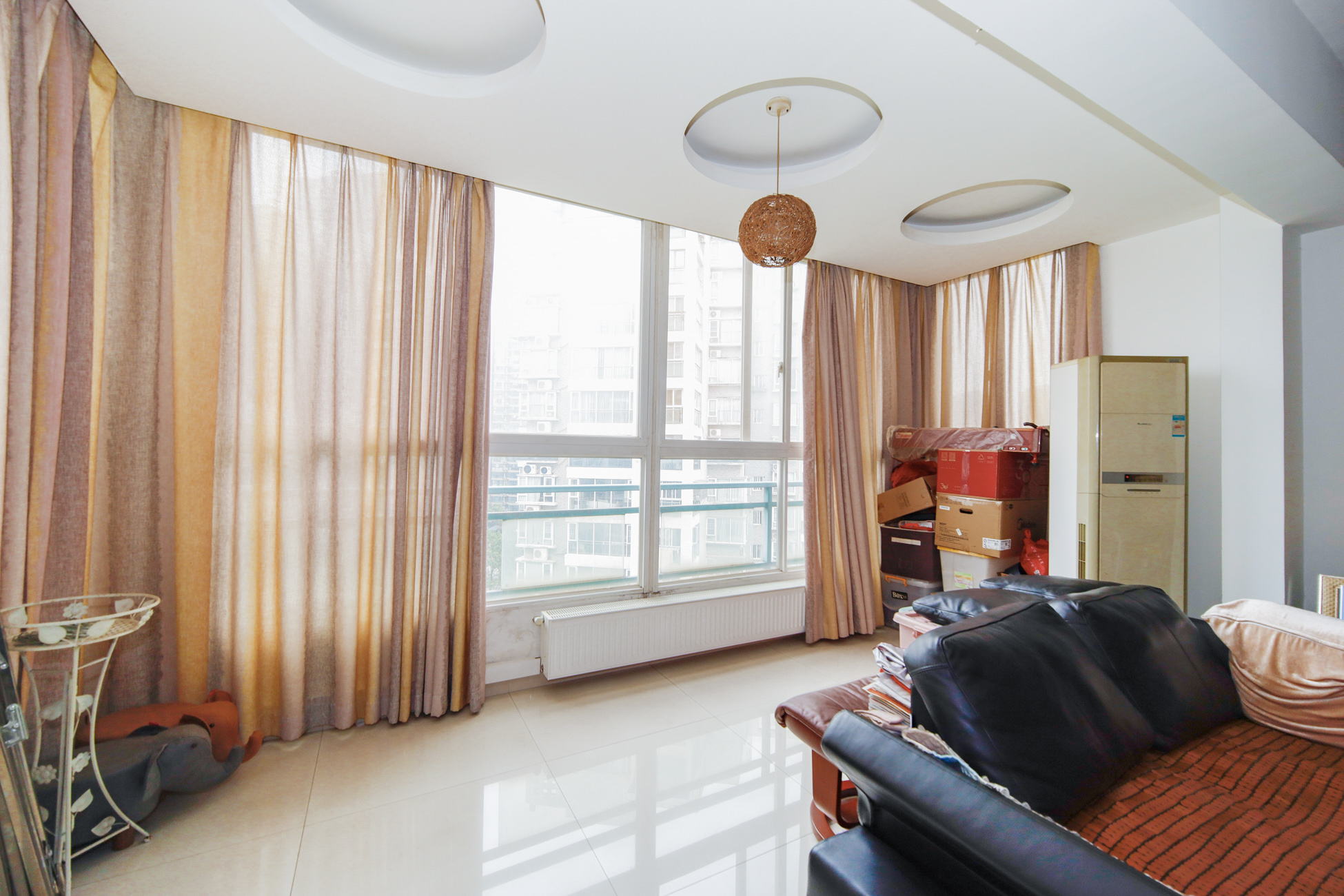 中建桂苑  3室2厅2卫    99.8万阳台