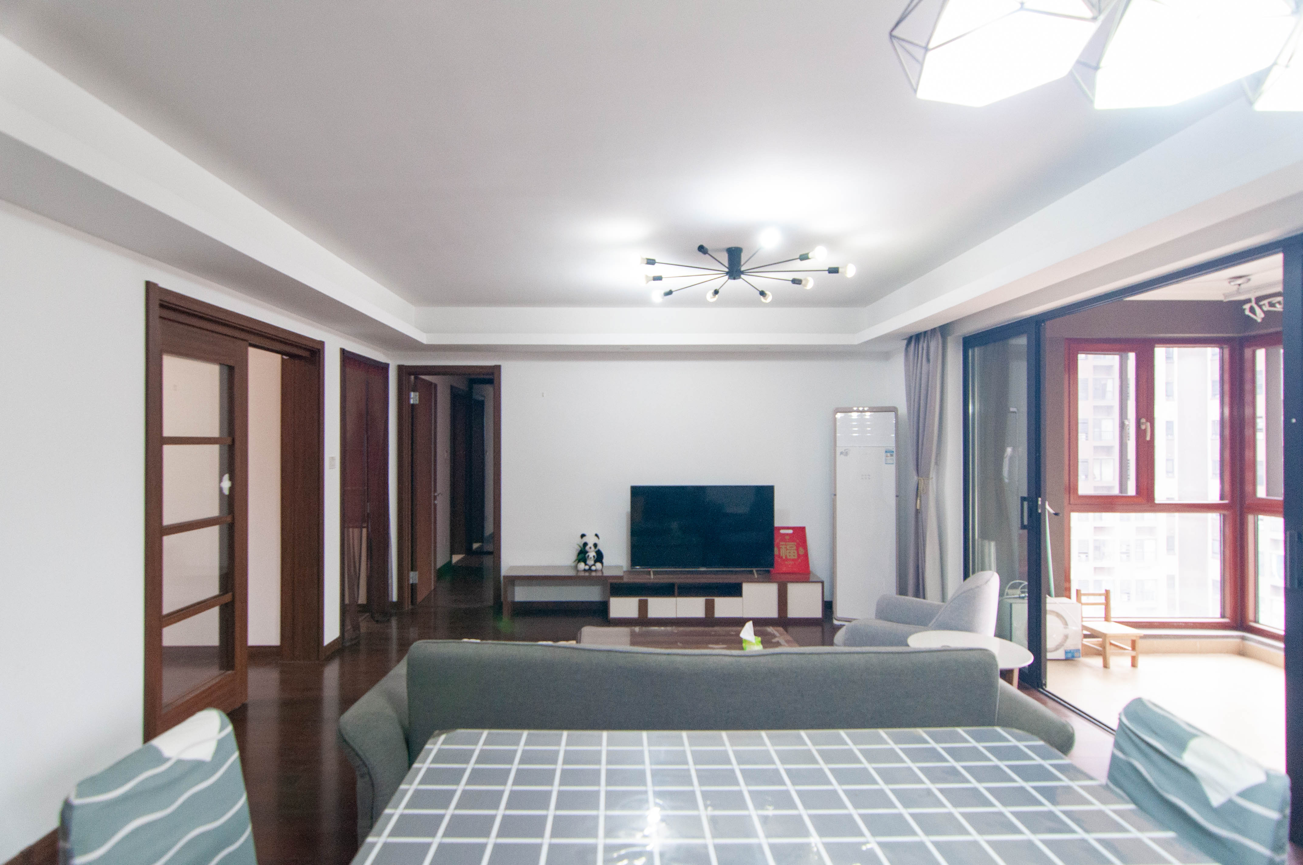 万科里梅溪郡 4室2厅1卫 228.0万 万科里梅溪郡 4室2厅1卫 228.0万客厅