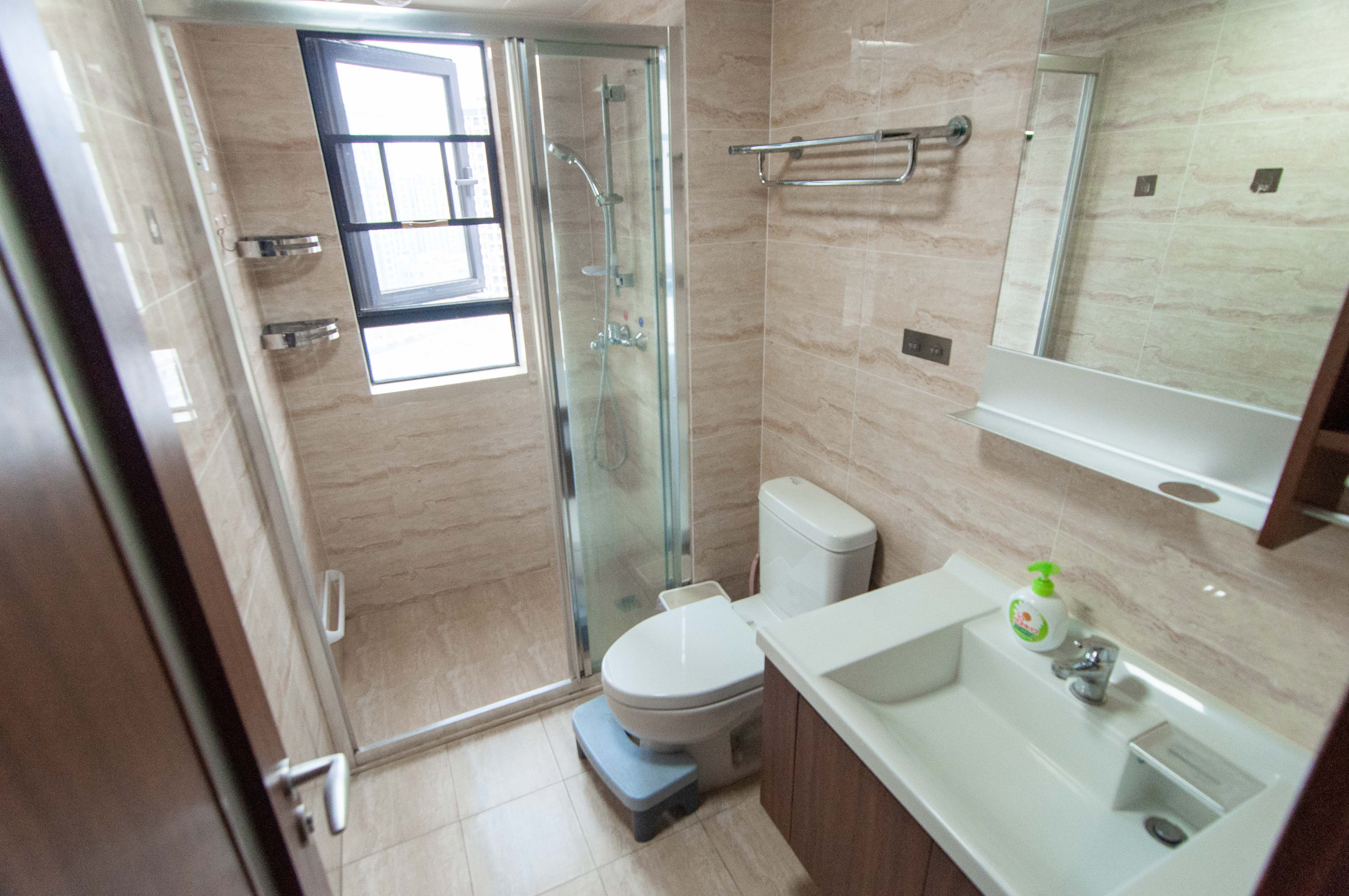 万科里梅溪郡 4室2厅1卫 228.0万 万科里梅溪郡 4室2厅1卫 228.0万卫生间