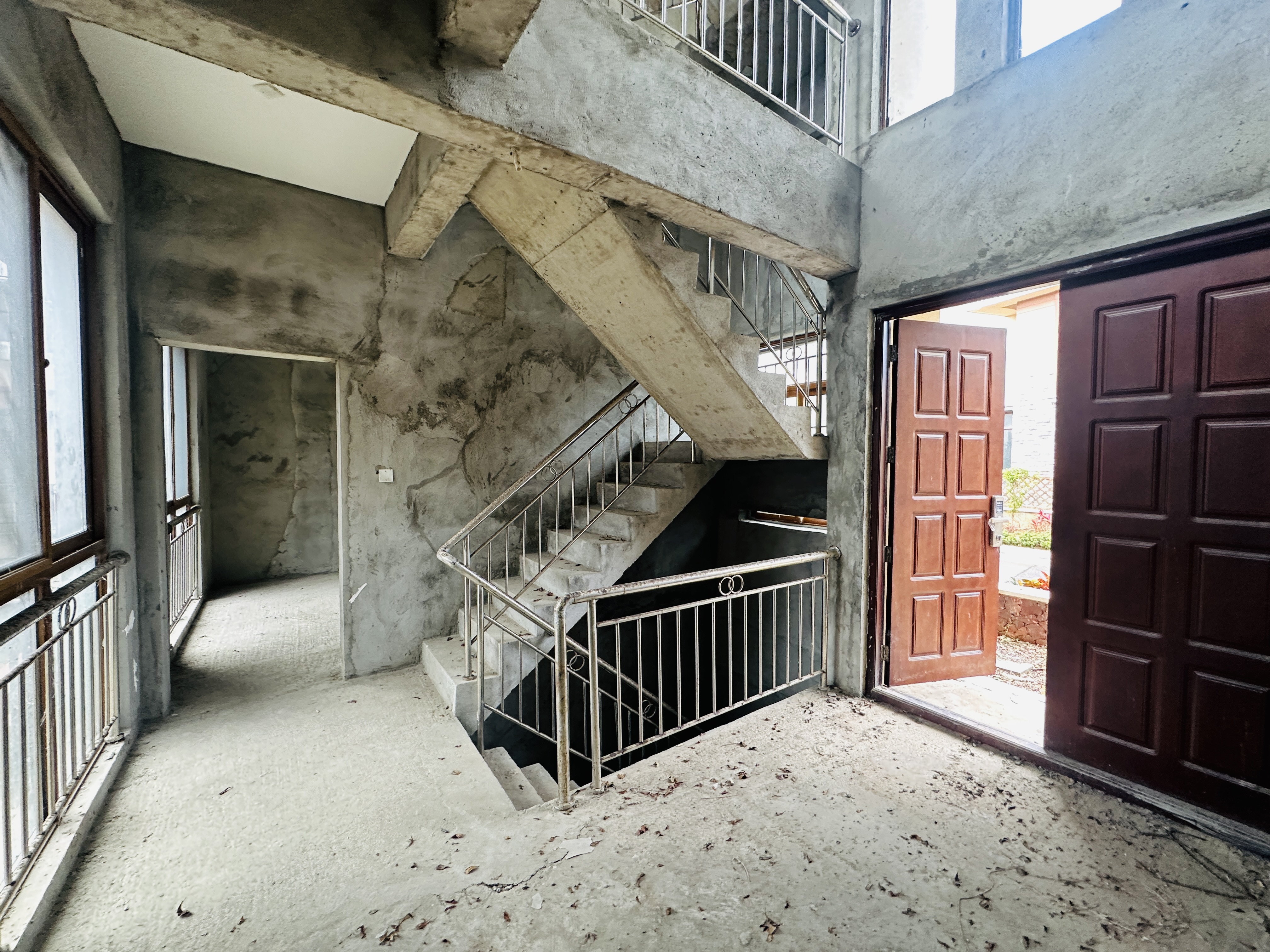 信达海天下 6室2厅4卫 860.0万 信达海天下 6室2厅4卫 860.0万其他